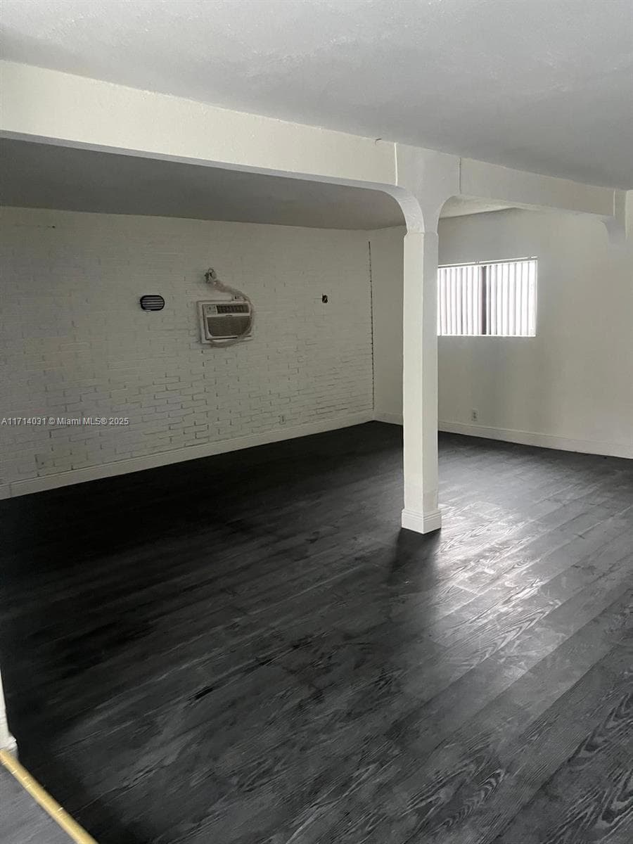 600 SW 28th Way photo 24