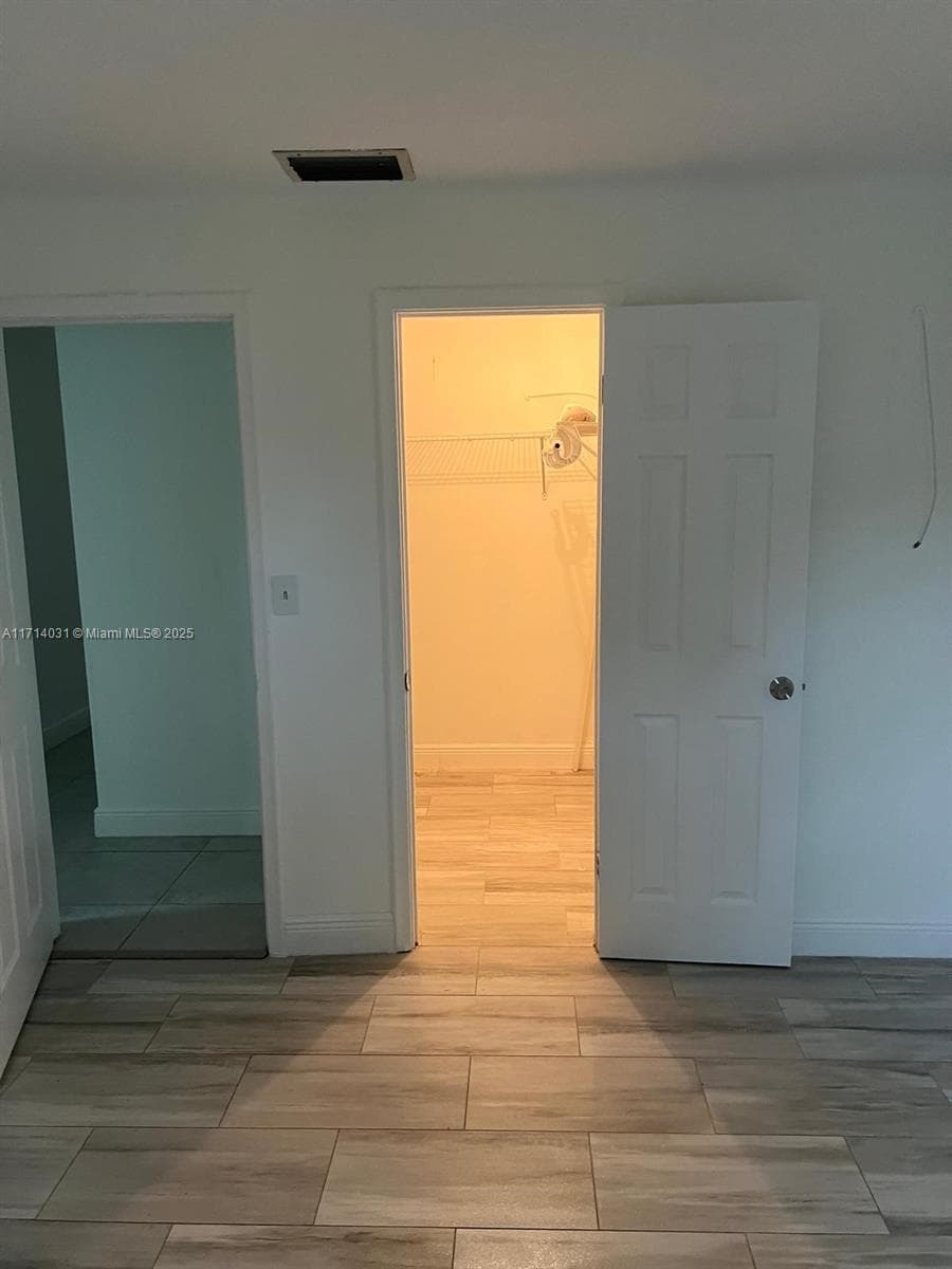 600 SW 28th Way photo 33