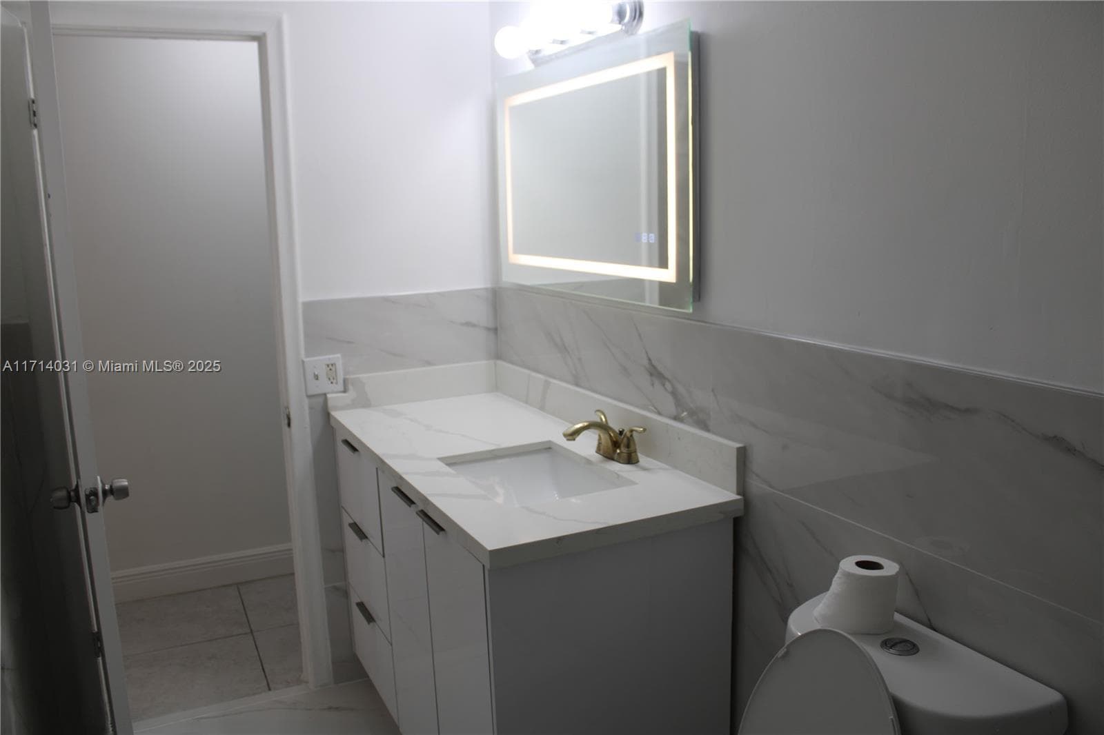 600 SW 28th Way photo 14