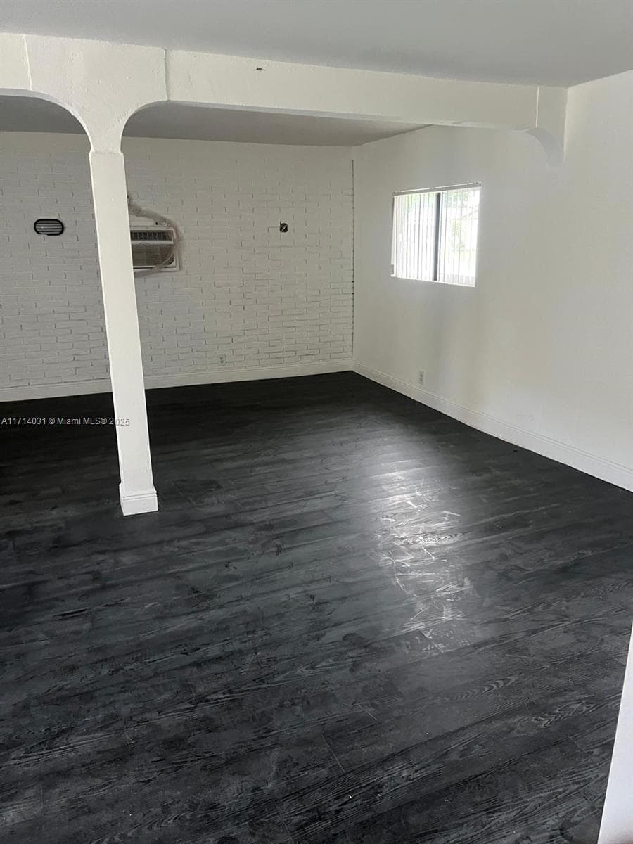 600 SW 28th Way photo 37