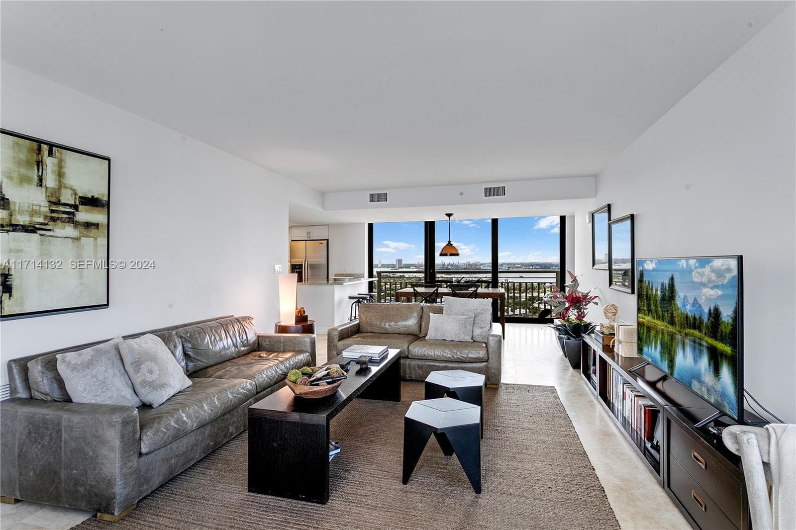 TIARA CONDOMINIUM · #20A in Riviera Beach - Photo 2