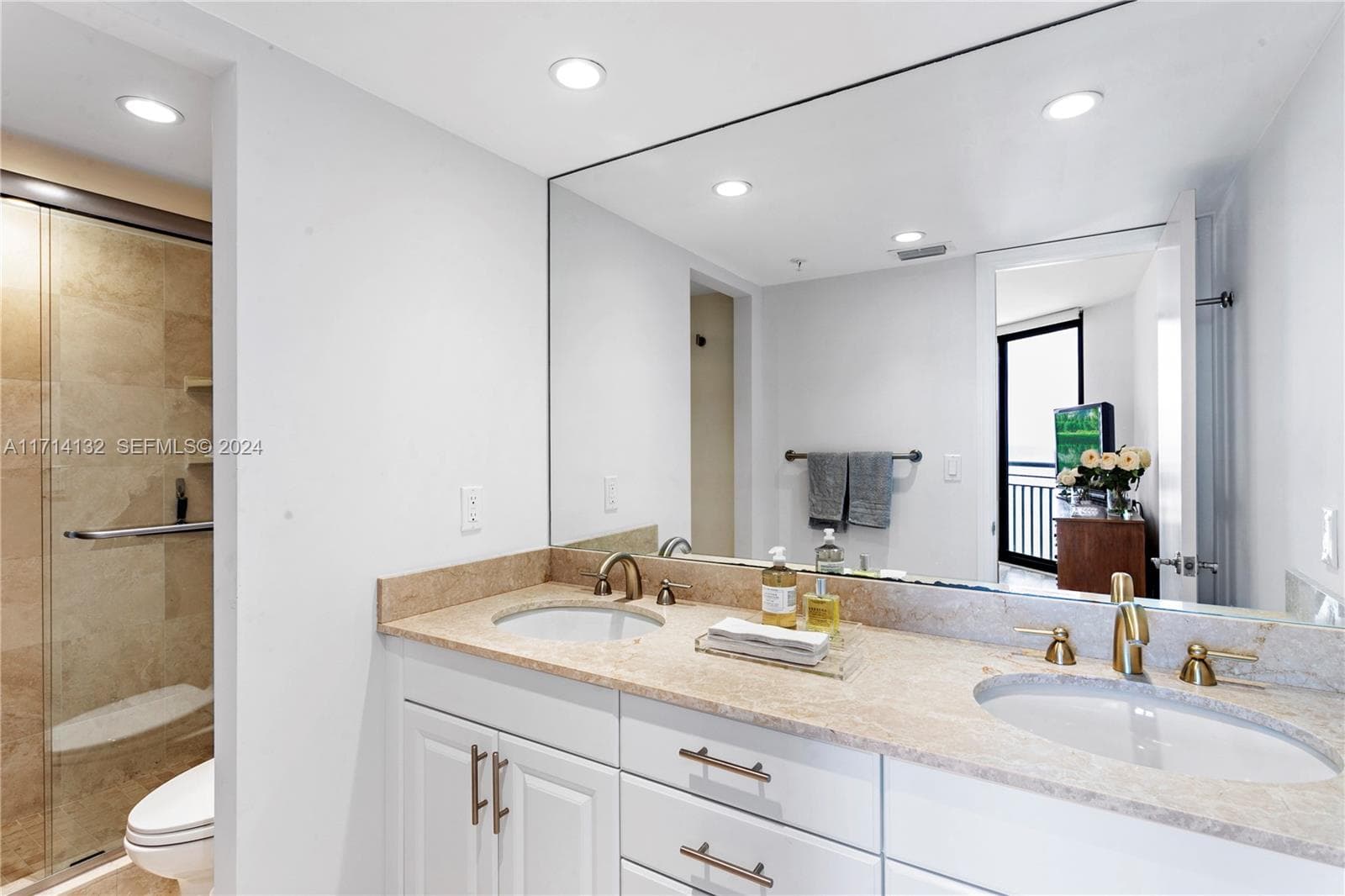 TIARA CONDOMINIUM · #20A in Riviera Beach - Photo 14