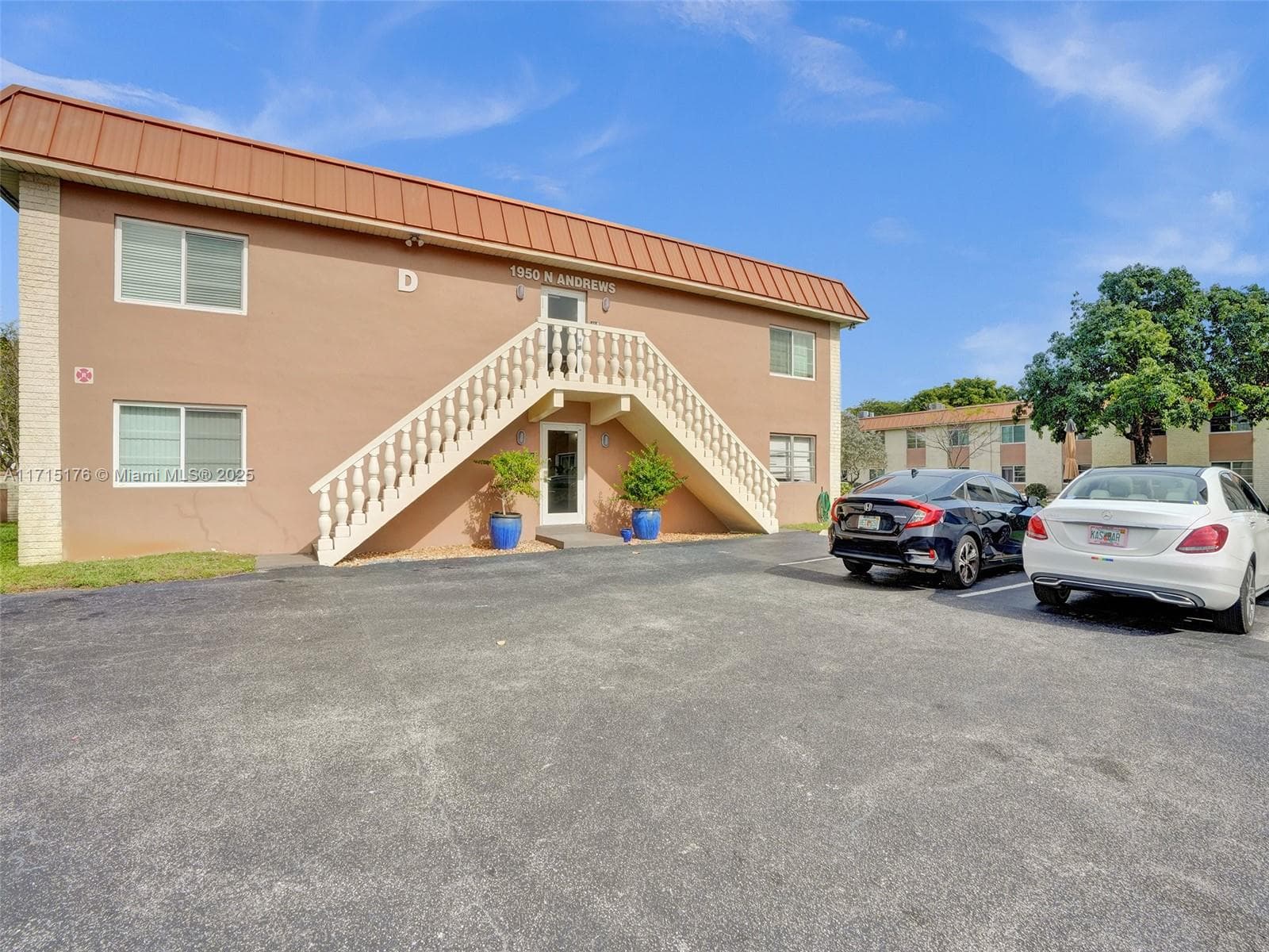 MANOR GROVE VILLAGE ONE · #204D in Wilton Manors - Photo 2