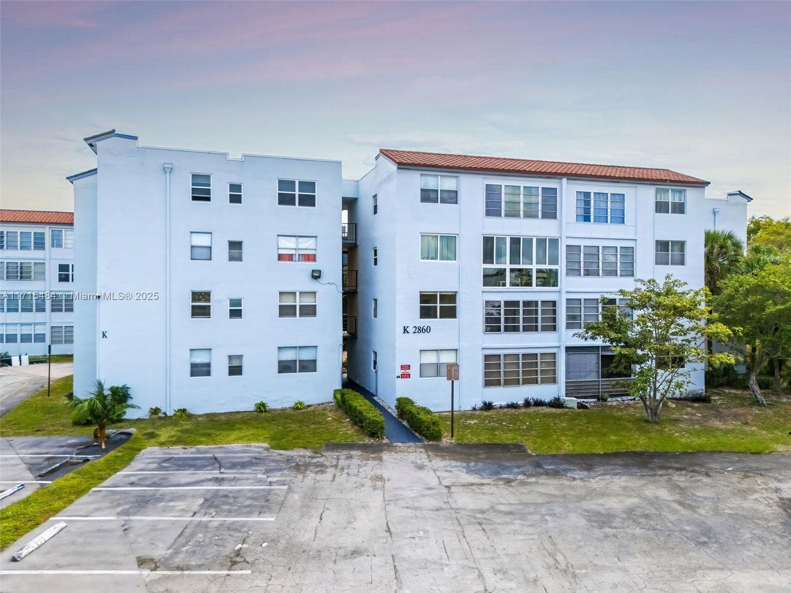 SOMERSET AT LAUDERDALE LA · #206K in Lauderdale Lakes - Photo 20