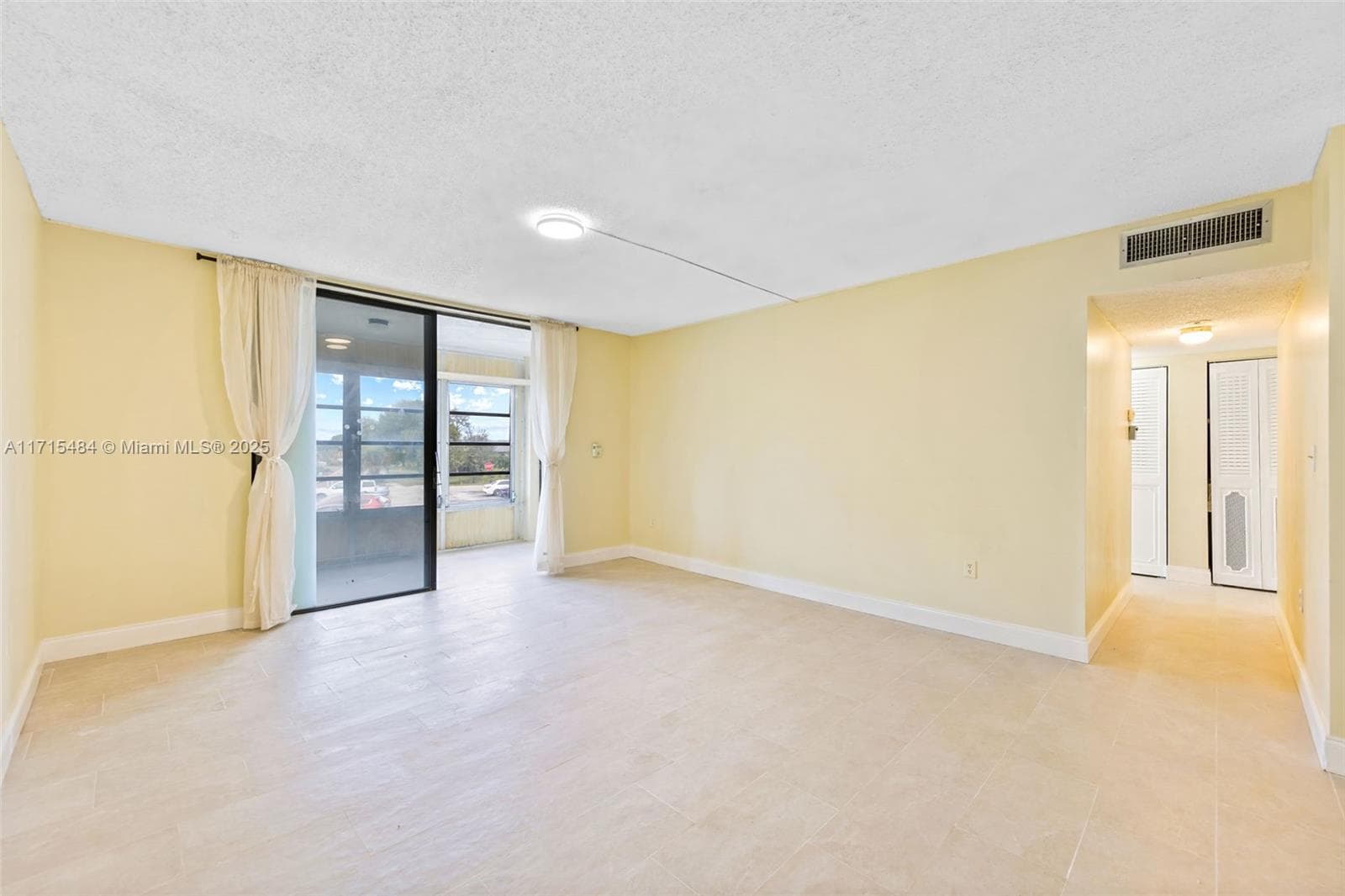 SOMERSET AT LAUDERDALE LA · #206K in Lauderdale Lakes - Photo 9
