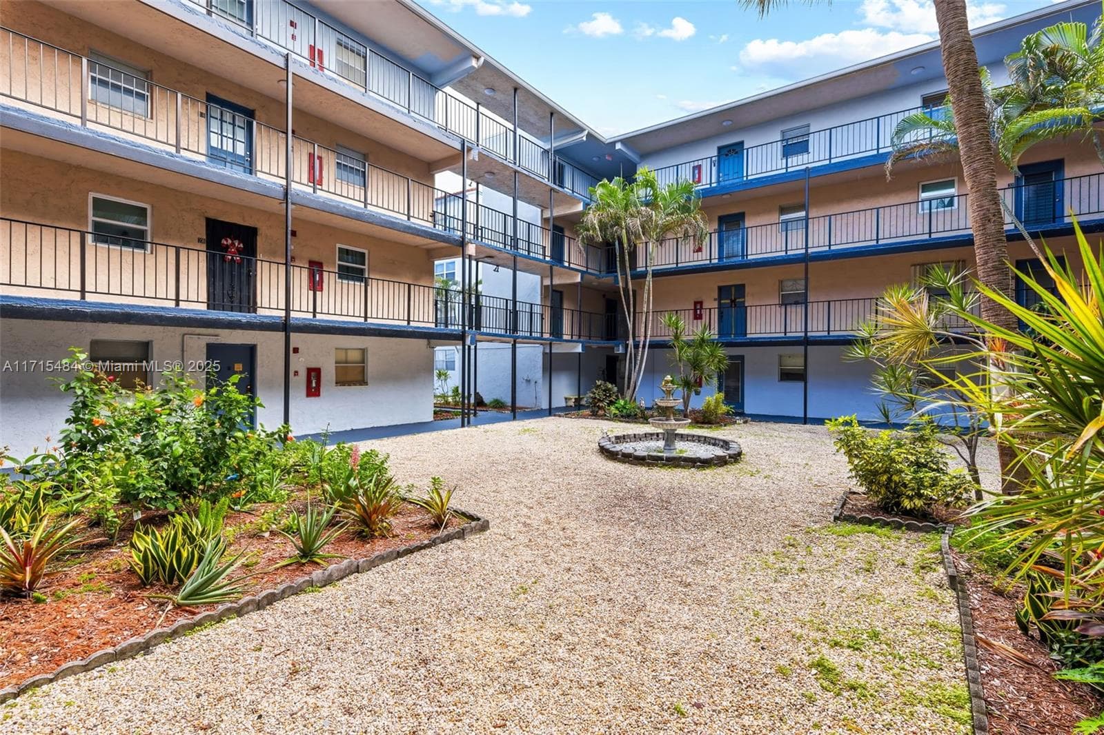 SOMERSET AT LAUDERDALE LA · #206K in Lauderdale Lakes - Photo 18