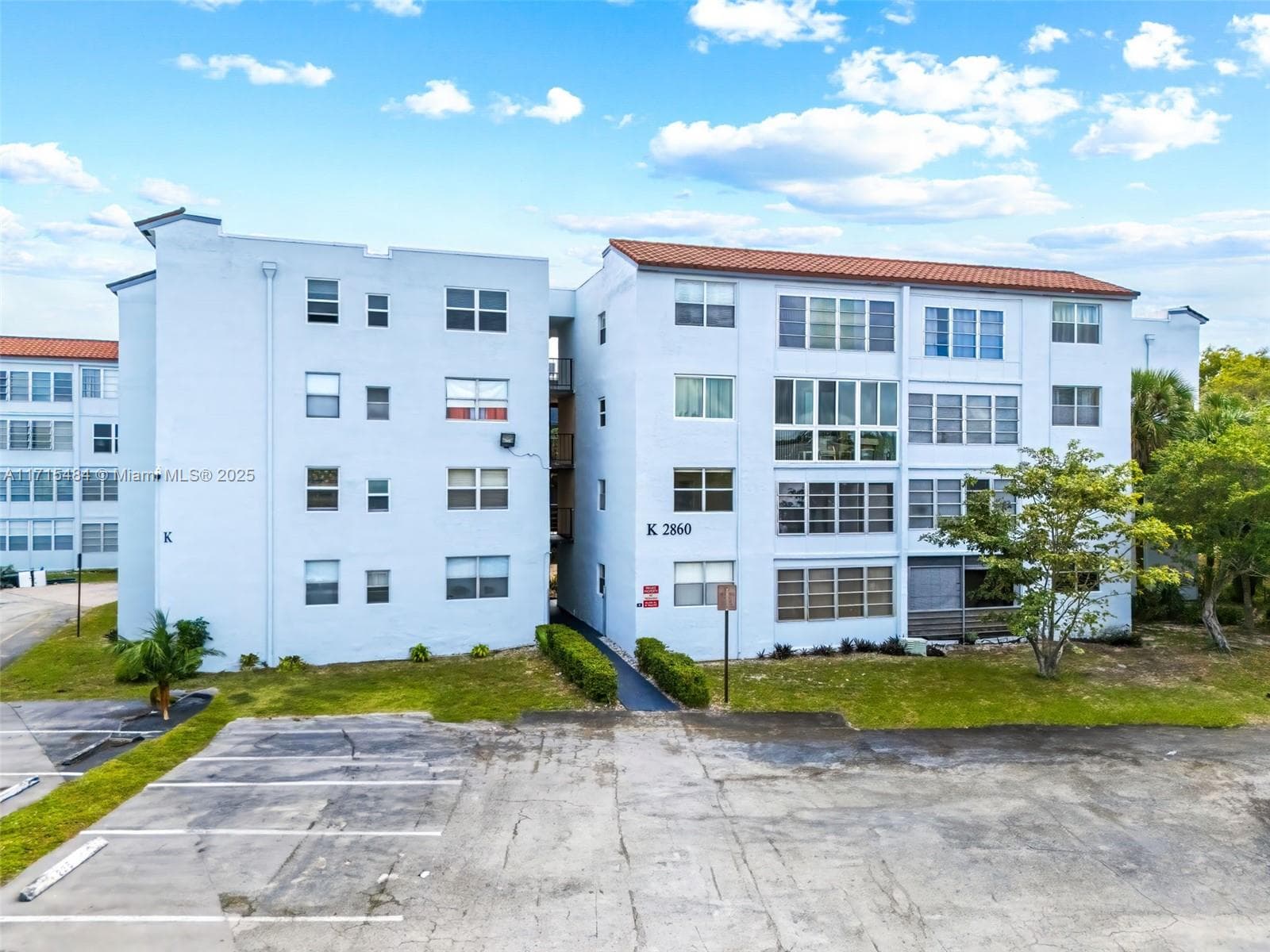 SOMERSET AT LAUDERDALE LA · #206K in Lauderdale Lakes - Photo 19