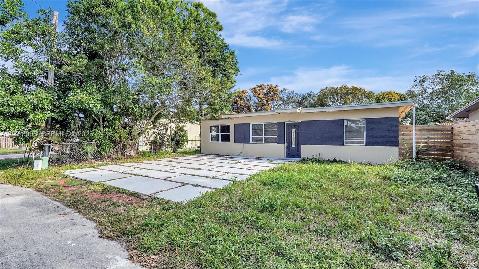 1240 SW 32nd Ave photo 33
