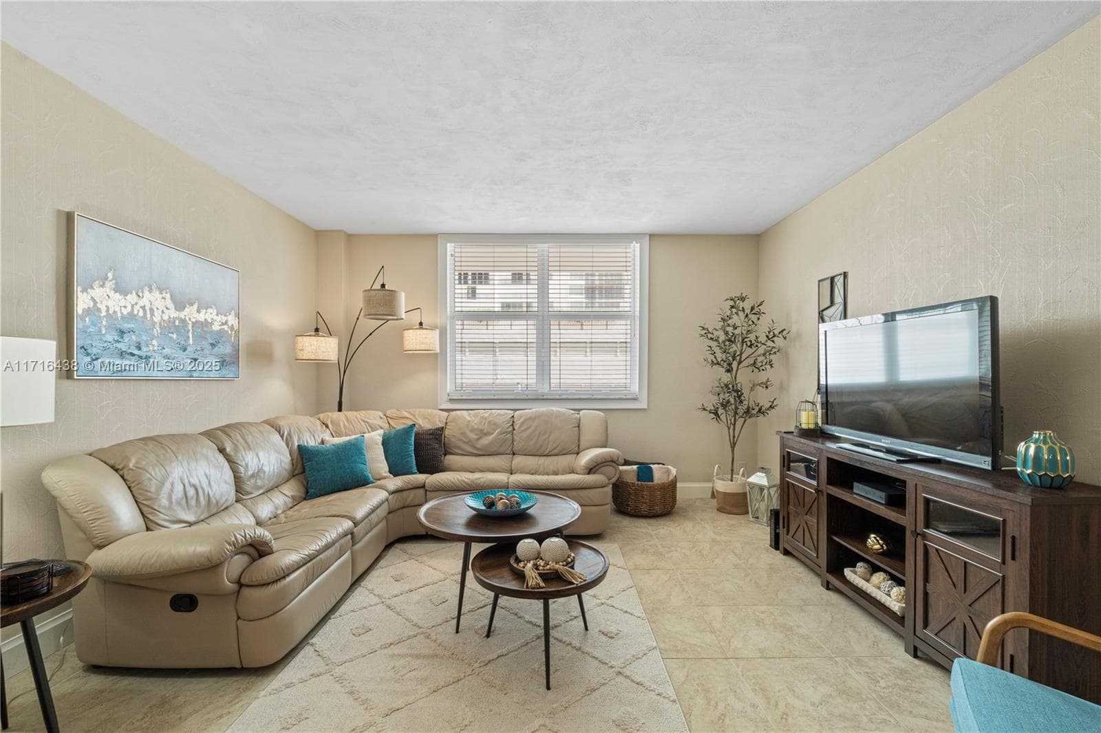 GALT TOWERS CONDO · #1L in Fort Lauderdale - Photo 6