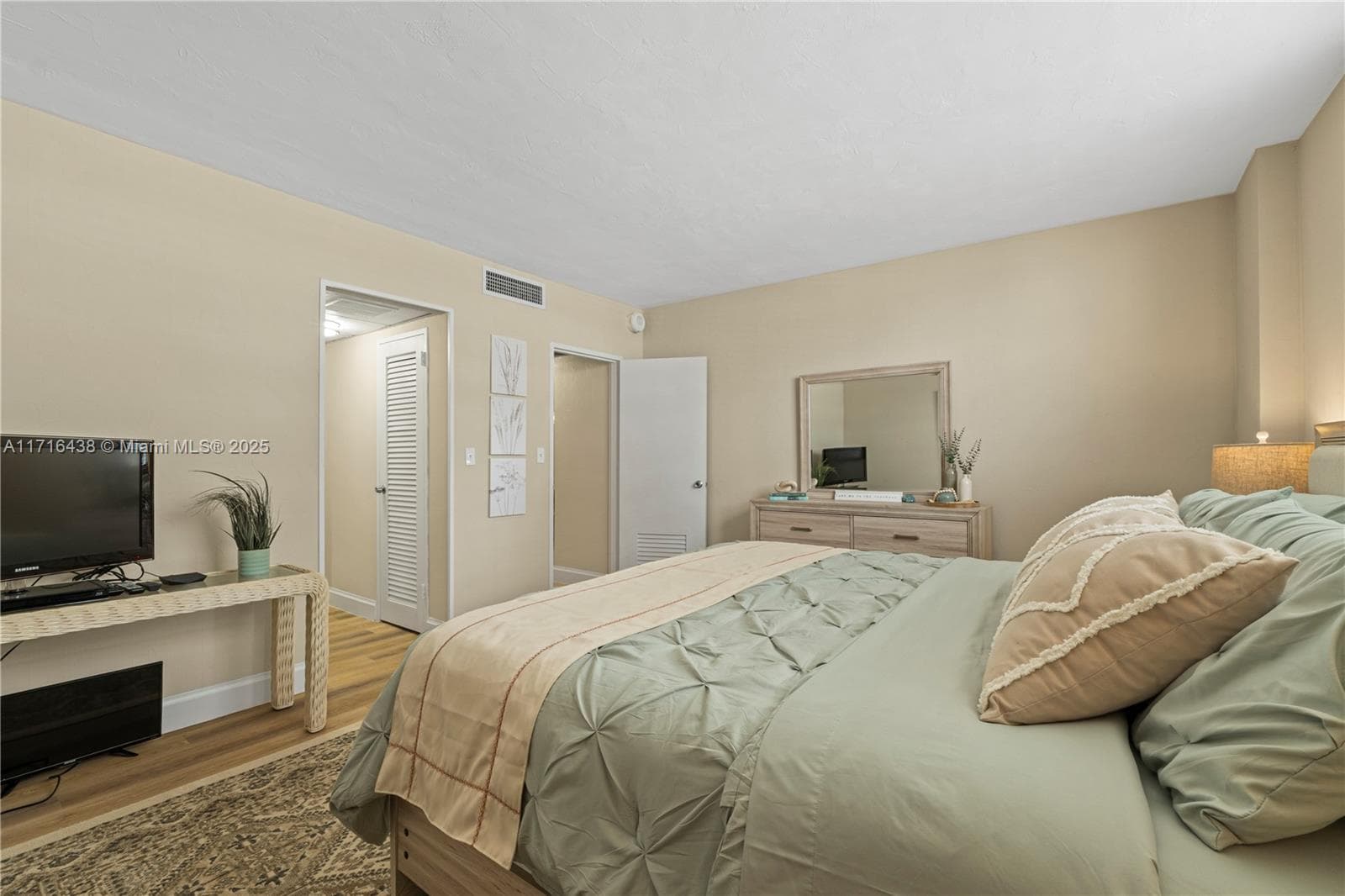 GALT TOWERS CONDO · #1L in Fort Lauderdale - Photo 16