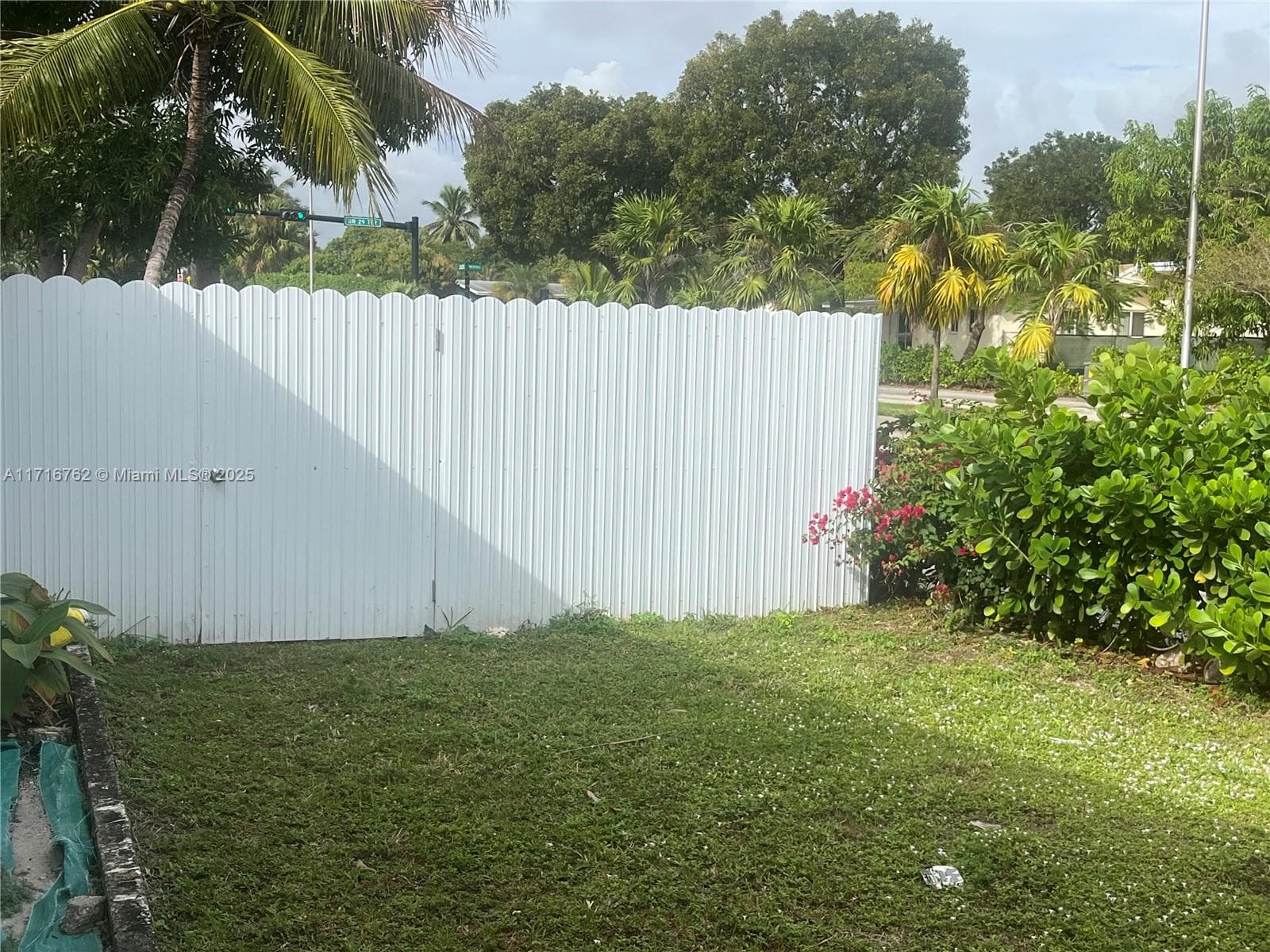 2900 Davie Blvd photo 7