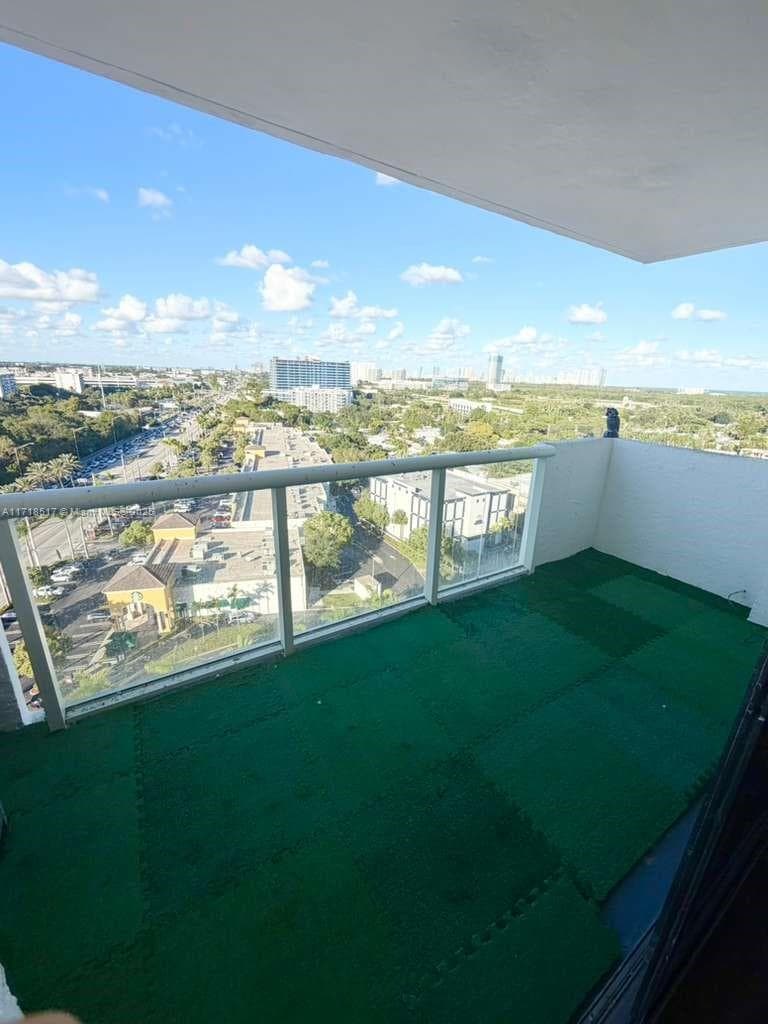 SAILBOAT CAY CONDO · #1507 in North Miami - Photo 34