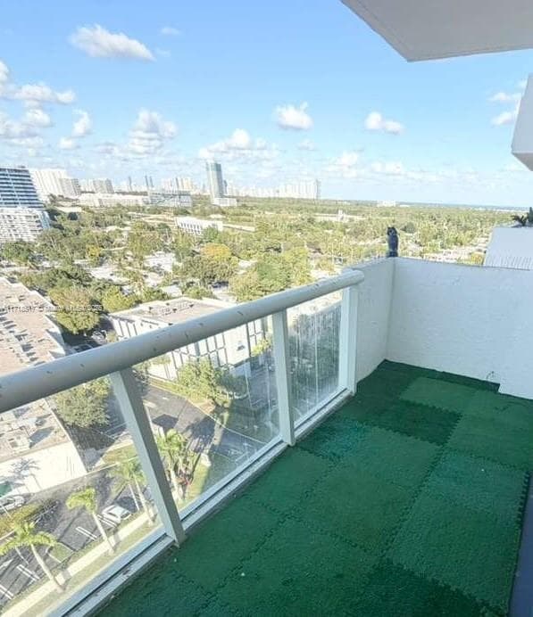 SAILBOAT CAY CONDO · #1507 in North Miami - Photo 35