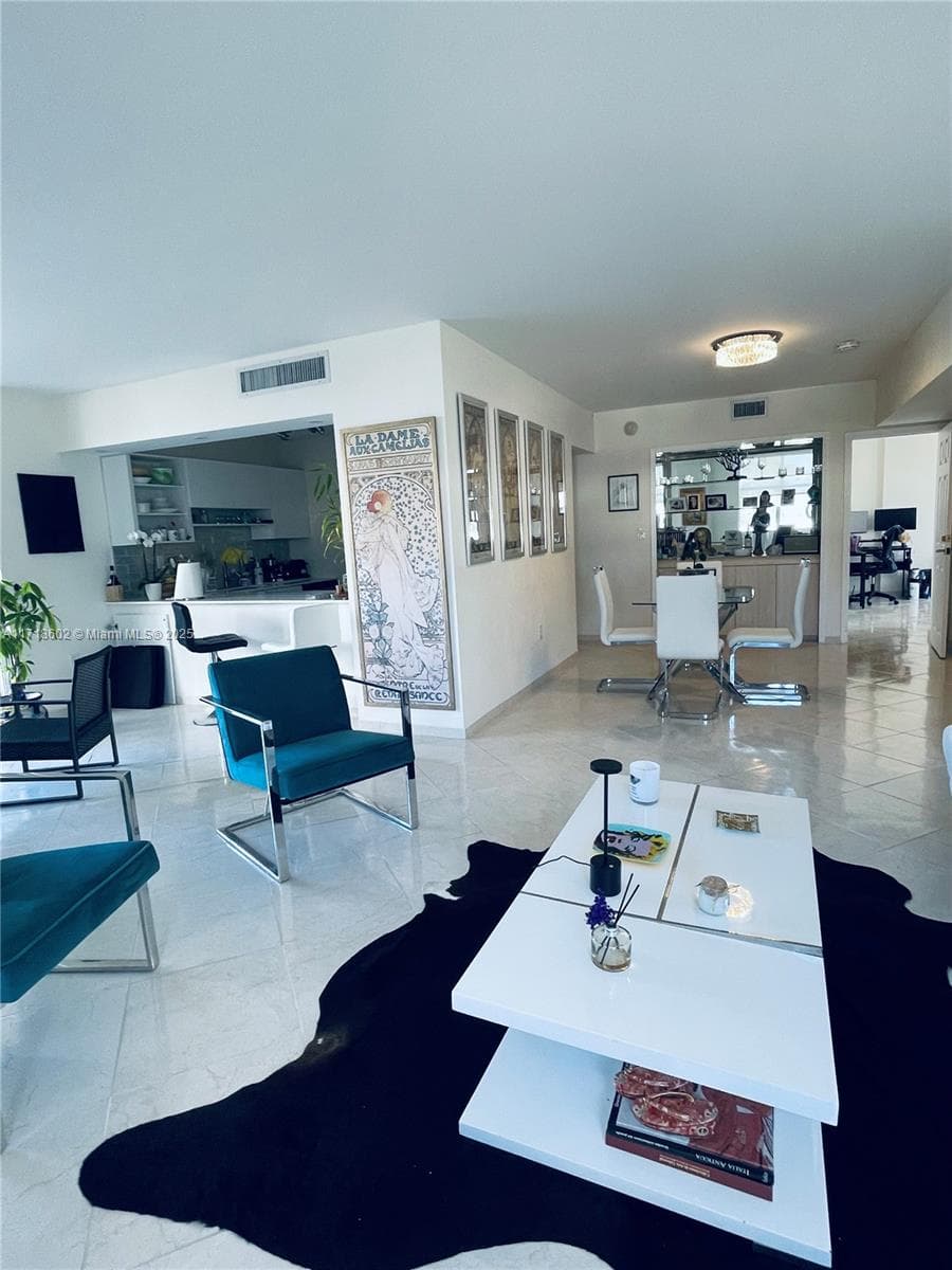 JOCKEY CLUB CONDO UNIT II · #4E in Miami - Photo 7