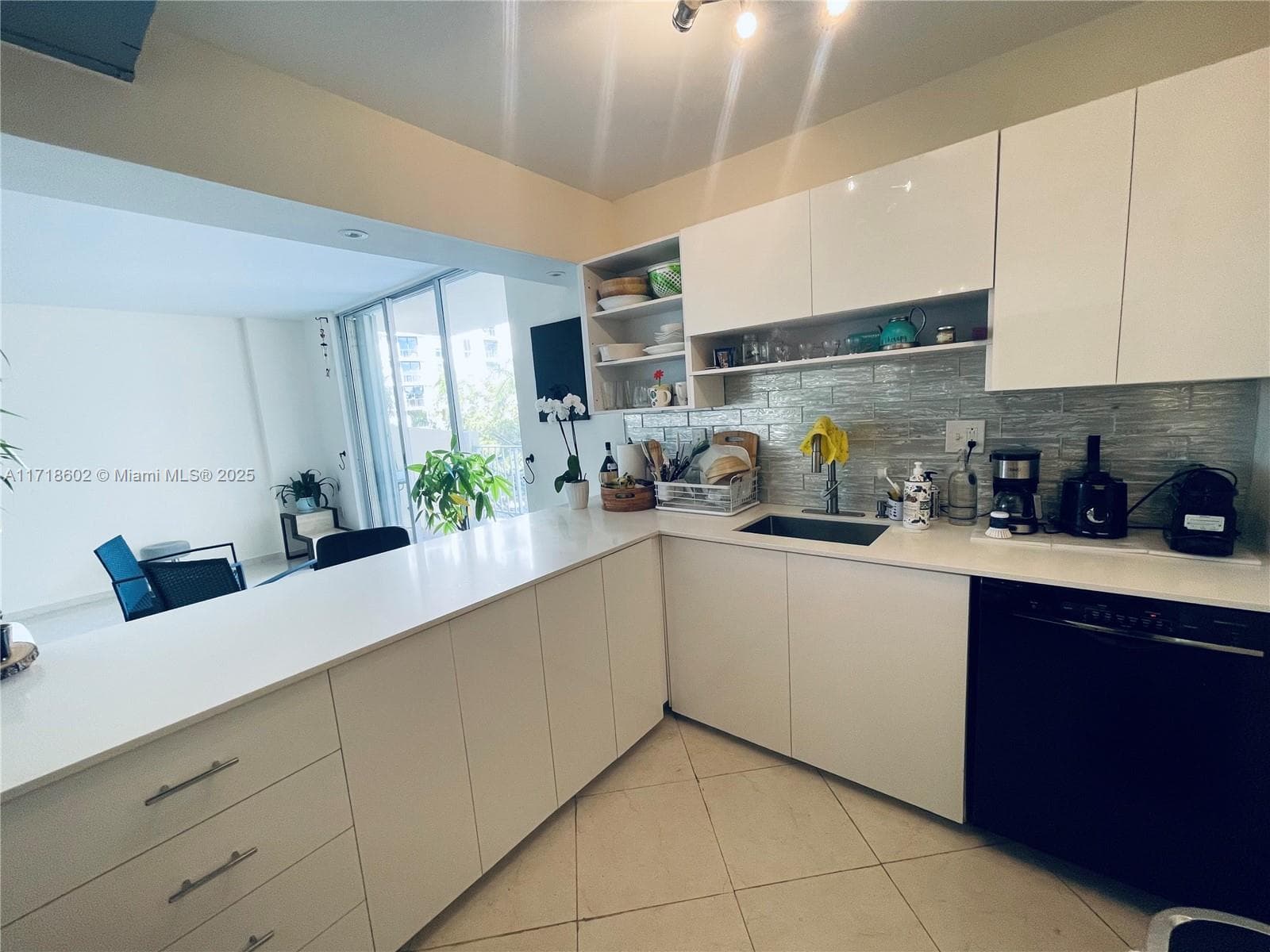 JOCKEY CLUB CONDO UNIT II · #4E in Miami - Photo 9