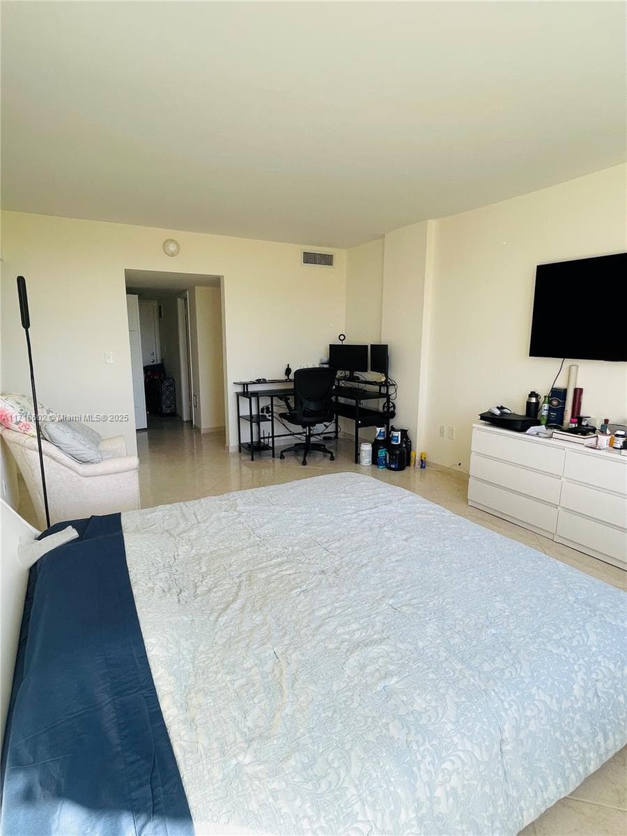 JOCKEY CLUB CONDO UNIT II · #4E in Miami - Photo 21