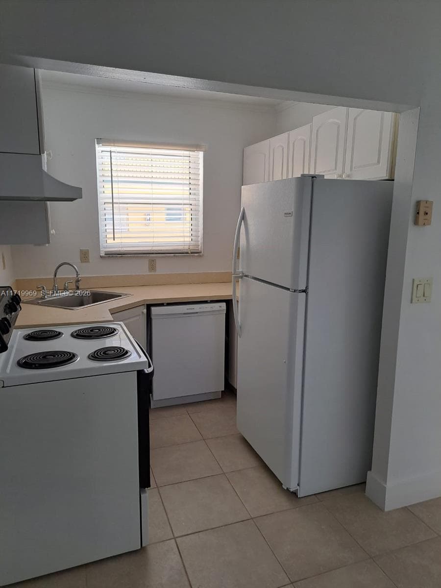 MOONRAKER CONDO · #2D in North Miami - Photo 7