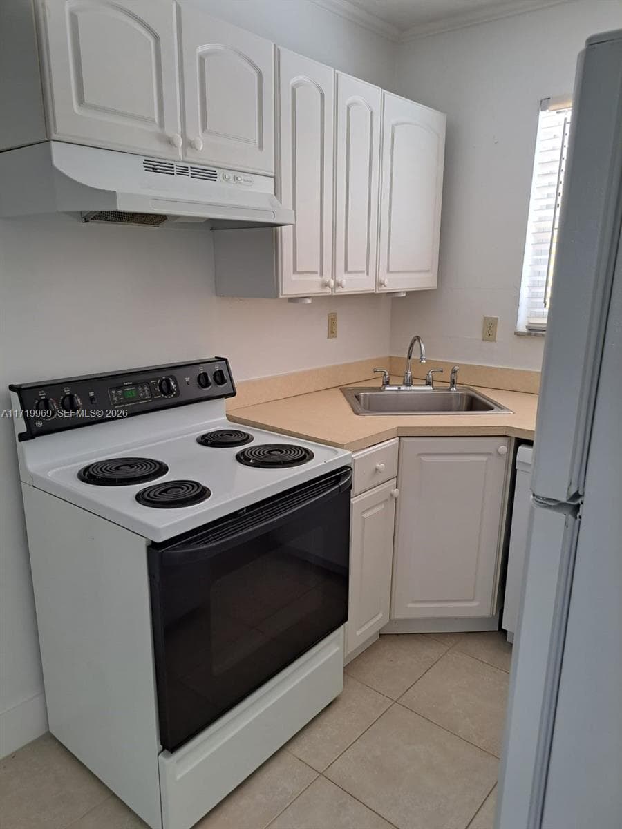 MOONRAKER CONDO · #2D in North Miami - Photo 9
