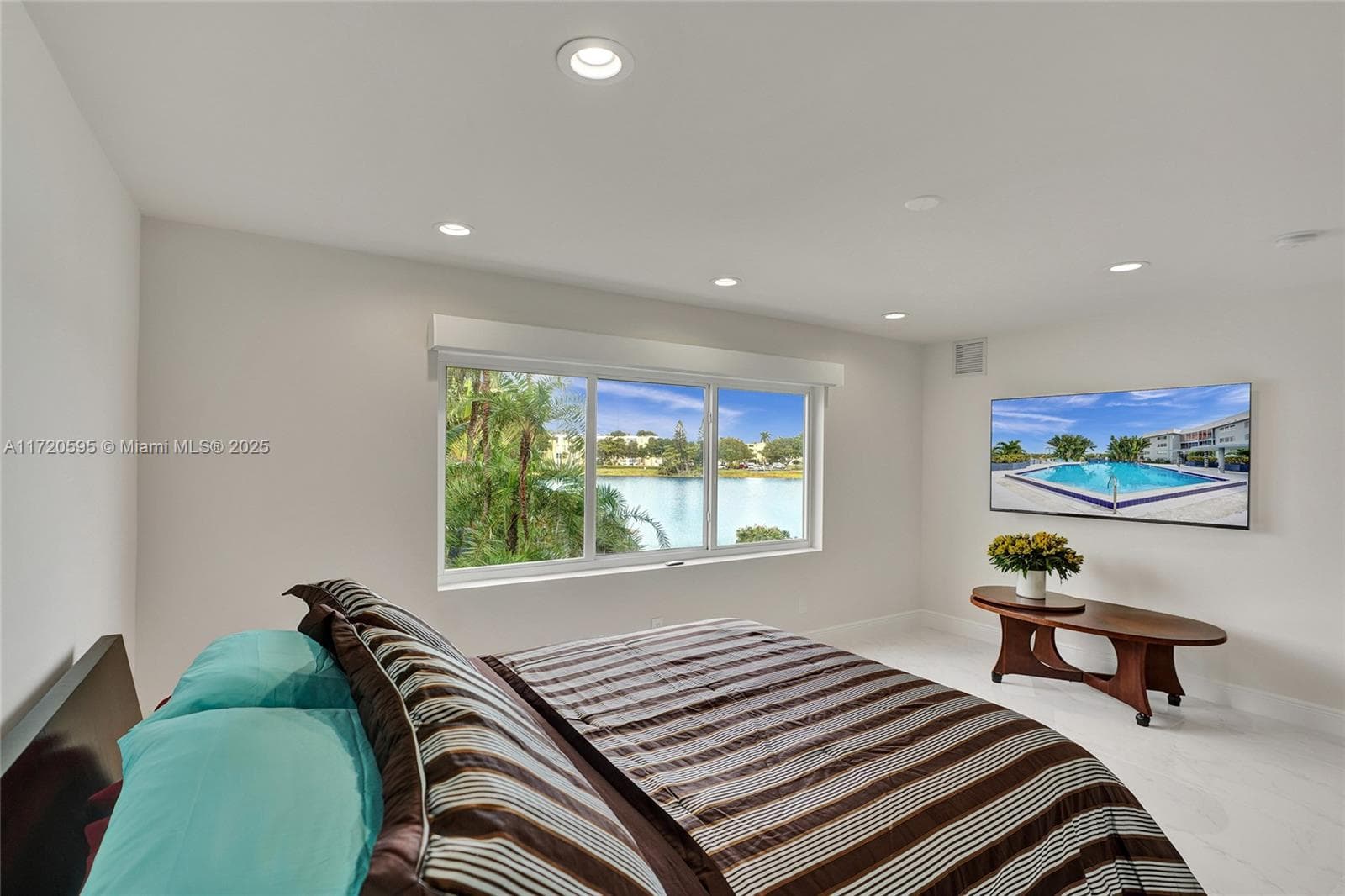 AZURE LAKE CONDO · #222 in Miami - Photo 42