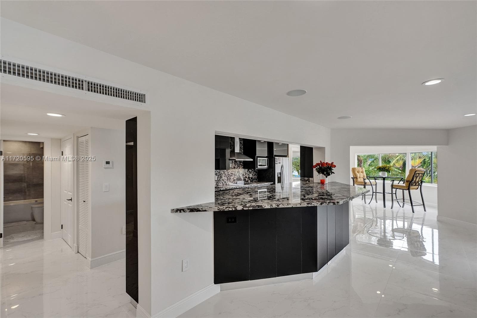 AZURE LAKE CONDO · #222 in Miami - Photo 22