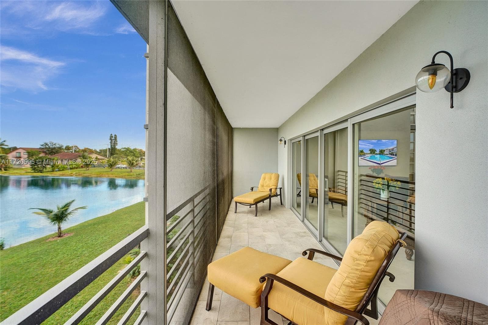 AZURE LAKE CONDO · #222 in Miami - Photo 77