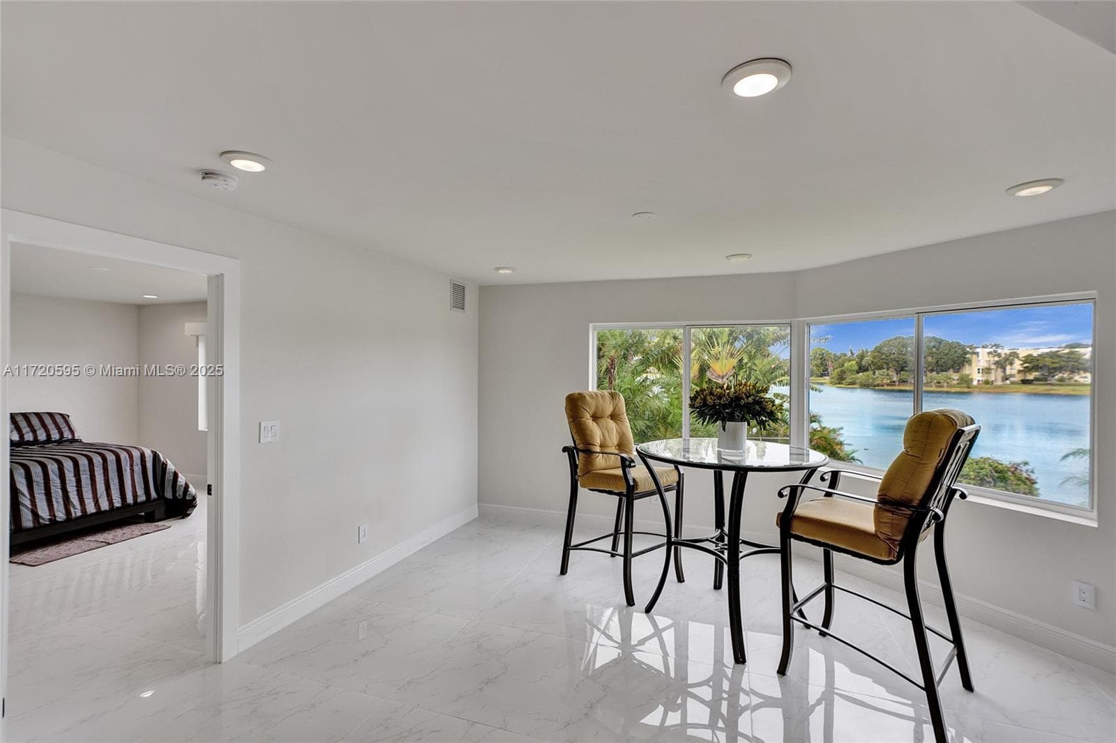 AZURE LAKE CONDO · #222 in Miami - Photo 49