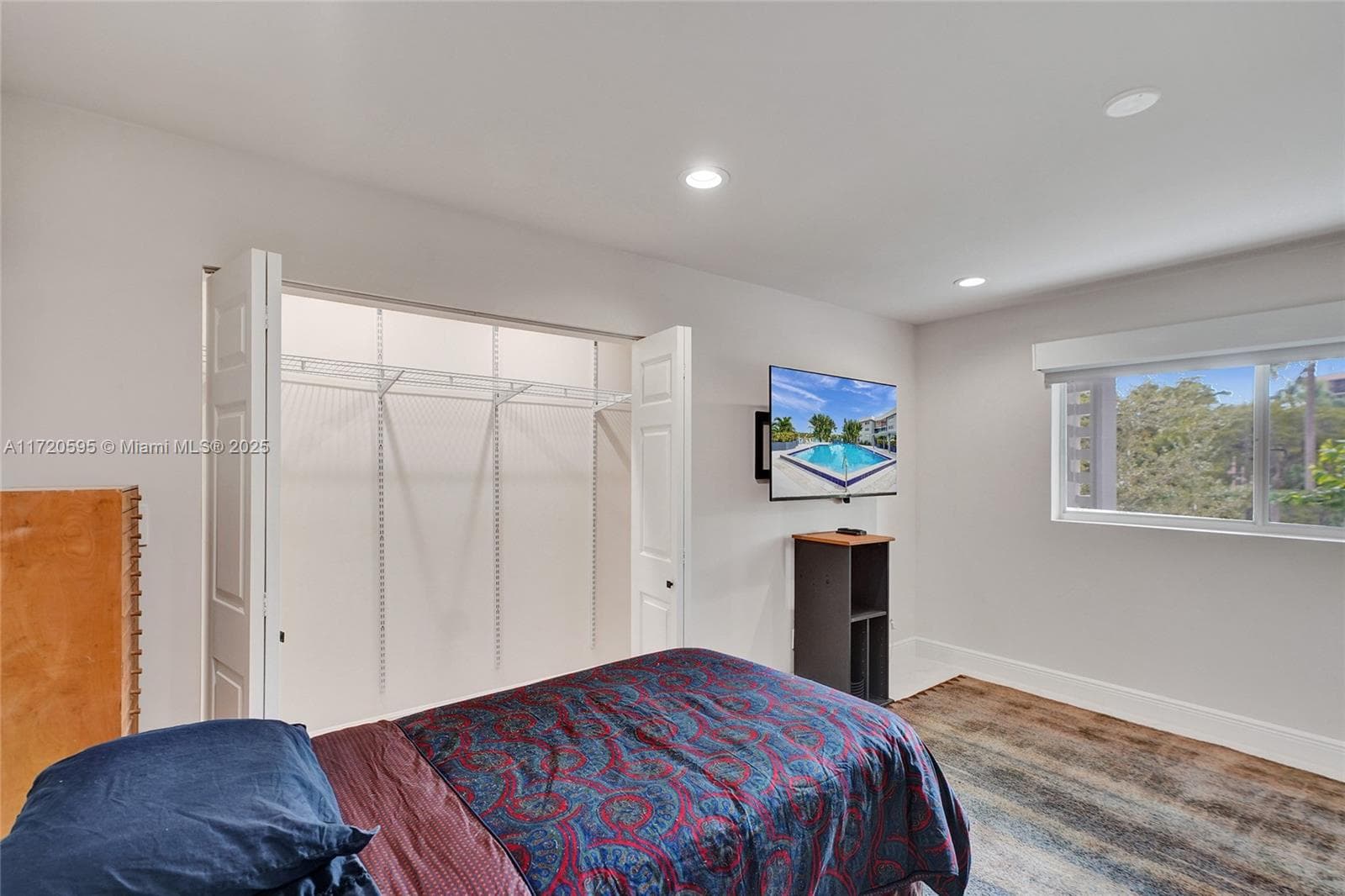 AZURE LAKE CONDO · #222 in Miami - Photo 59