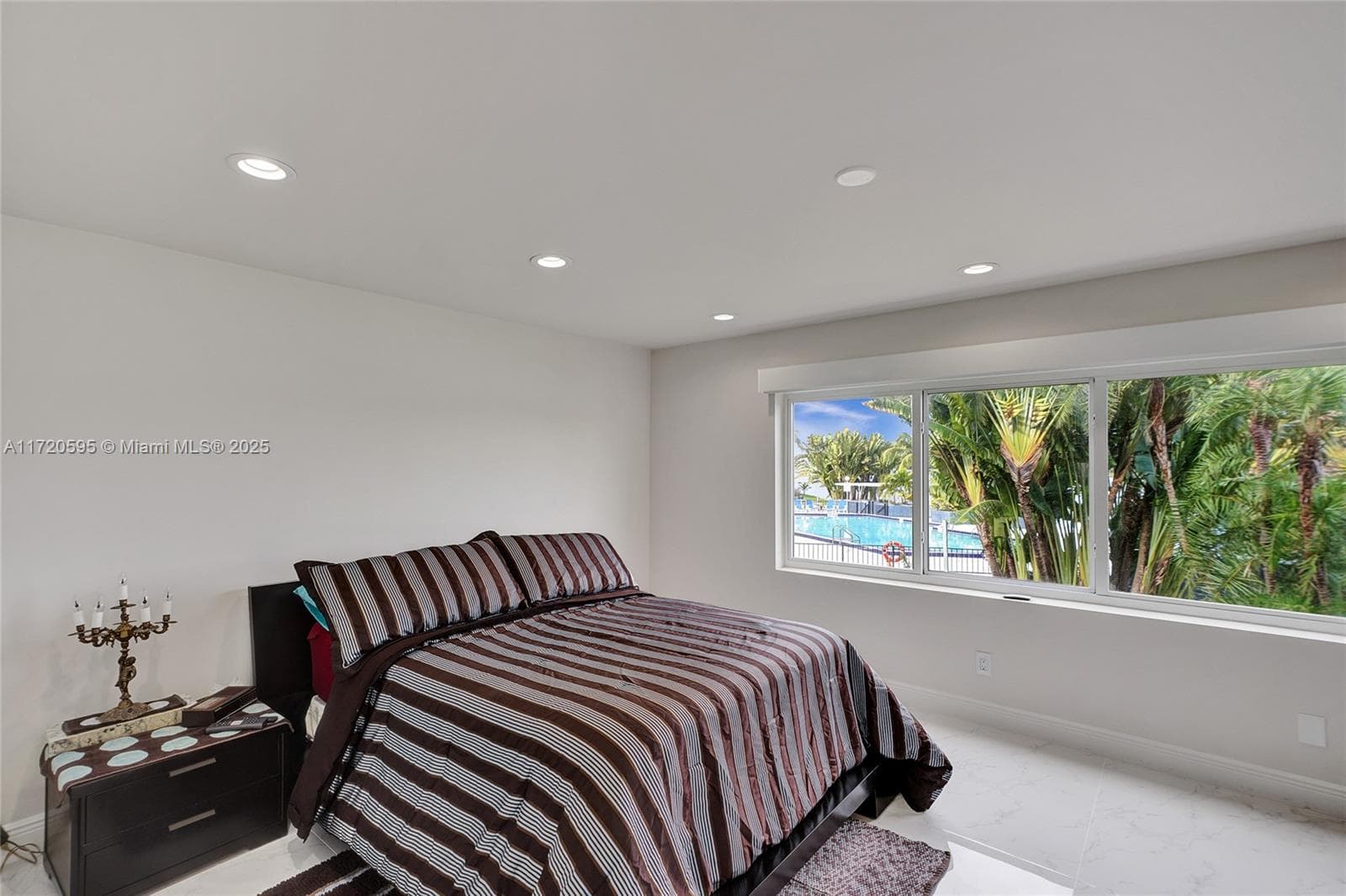 AZURE LAKE CONDO · #222 in Miami - Photo 50