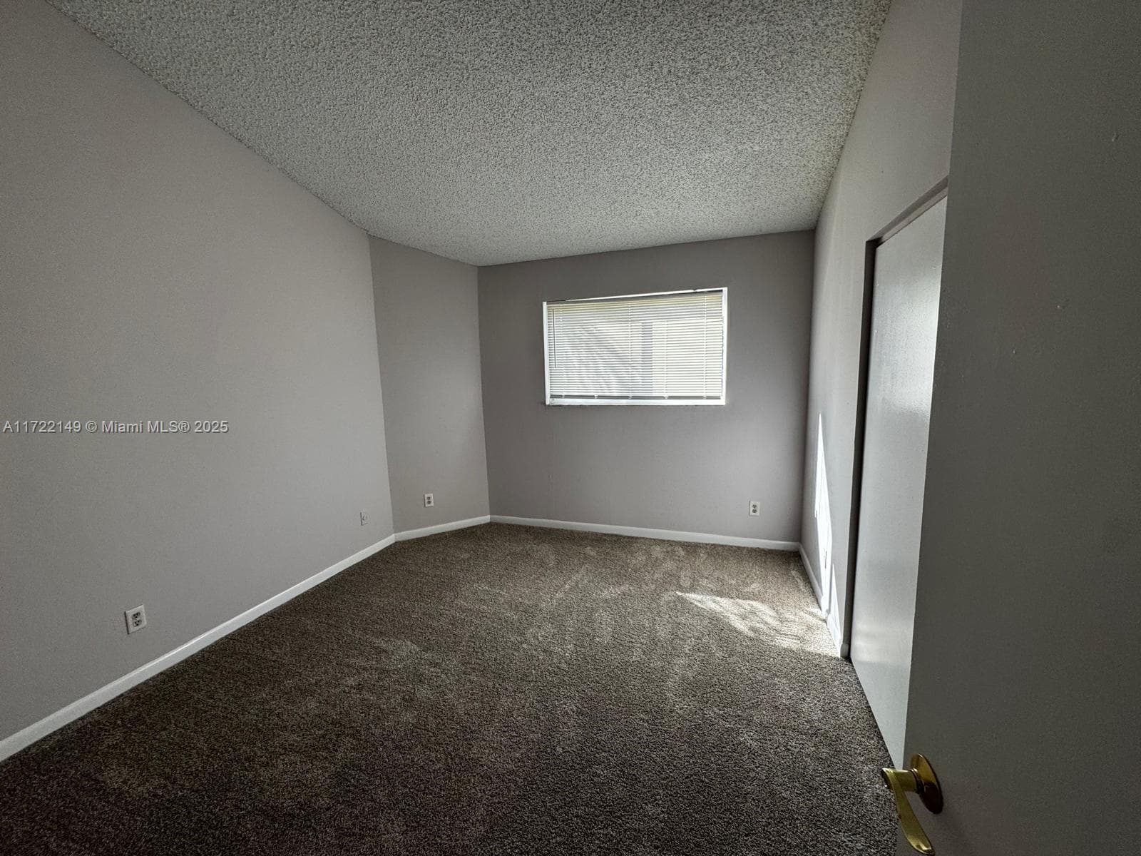 SUMMER LAKE · #208 in Oakland Park - Photo 10
