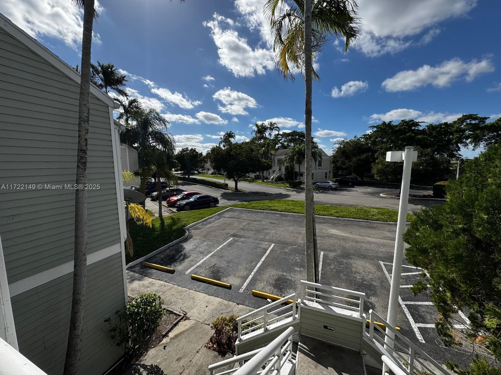 SUMMER LAKE · #208 in Oakland Park - Photo 15