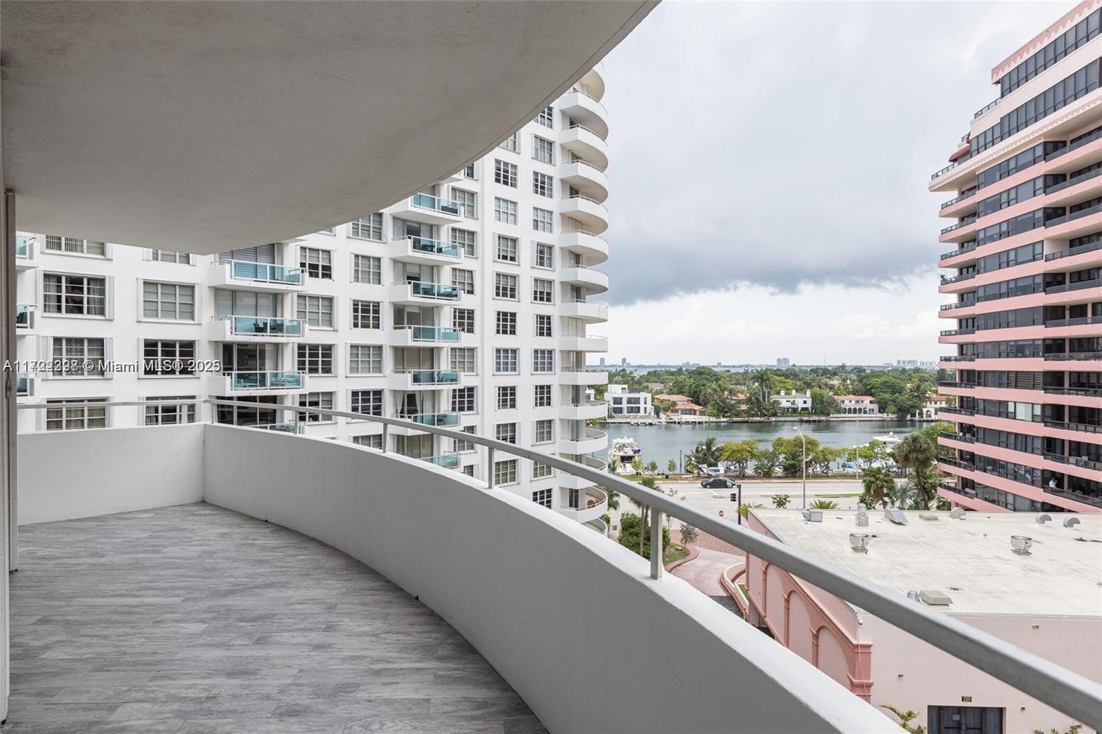 Seacoast 5151 · #812 in Miami Beach - Photo 6