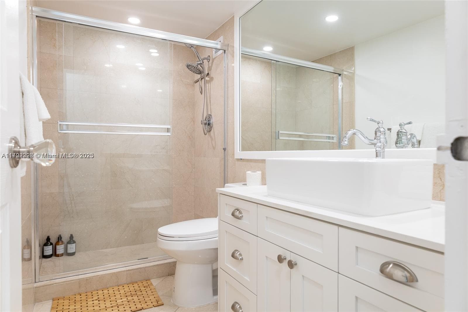 Seacoast 5151 · #812 in Miami Beach - Photo 14