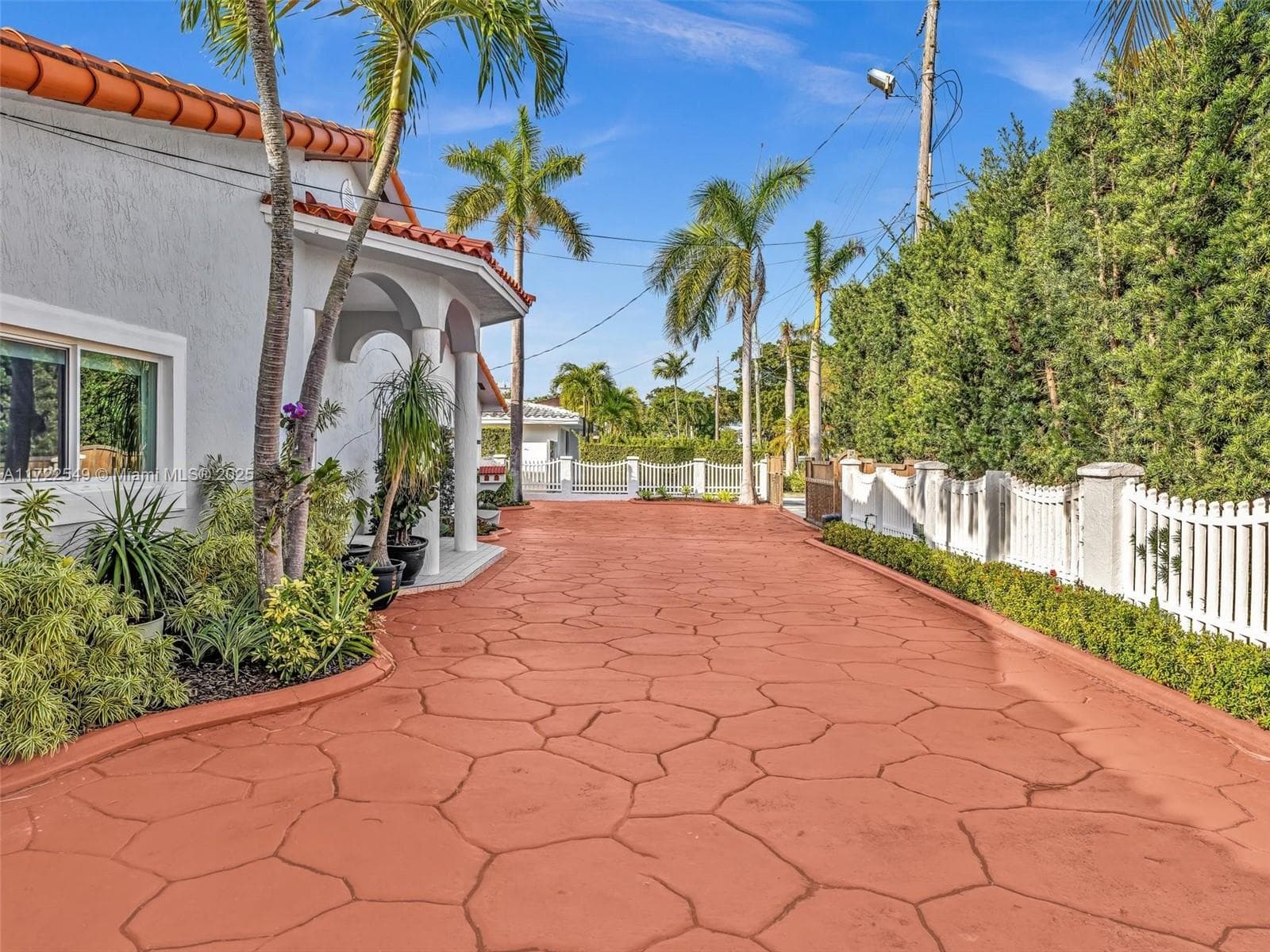 12904 Banyan Rd photo 84