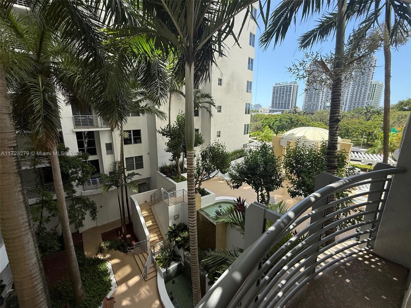 RADIUS CONDO · #421 in Hollywood - Photo 26