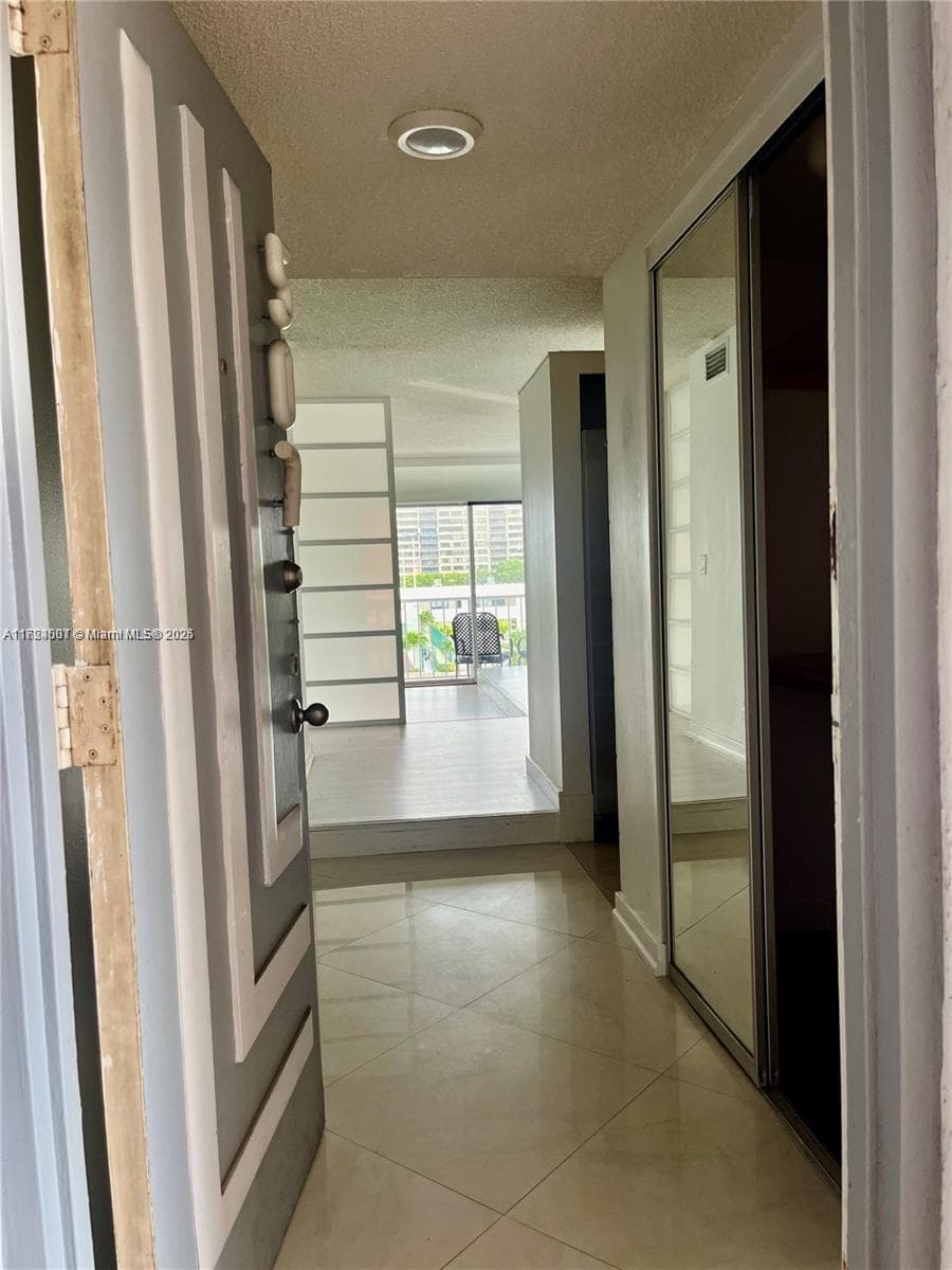Cricket clubhouse condo · #507 in Miami - Photo 7