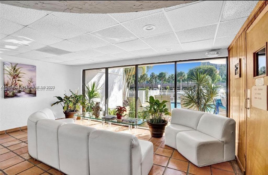 Cricket clubhouse condo · #507 in Miami - Photo 4