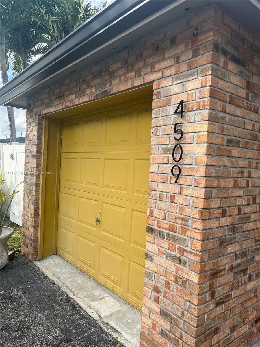 4509 W Park Rd photo 5