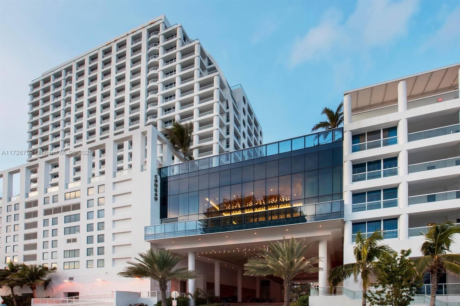 Conrad · #R2210 in Fort Lauderdale - Photo 12
