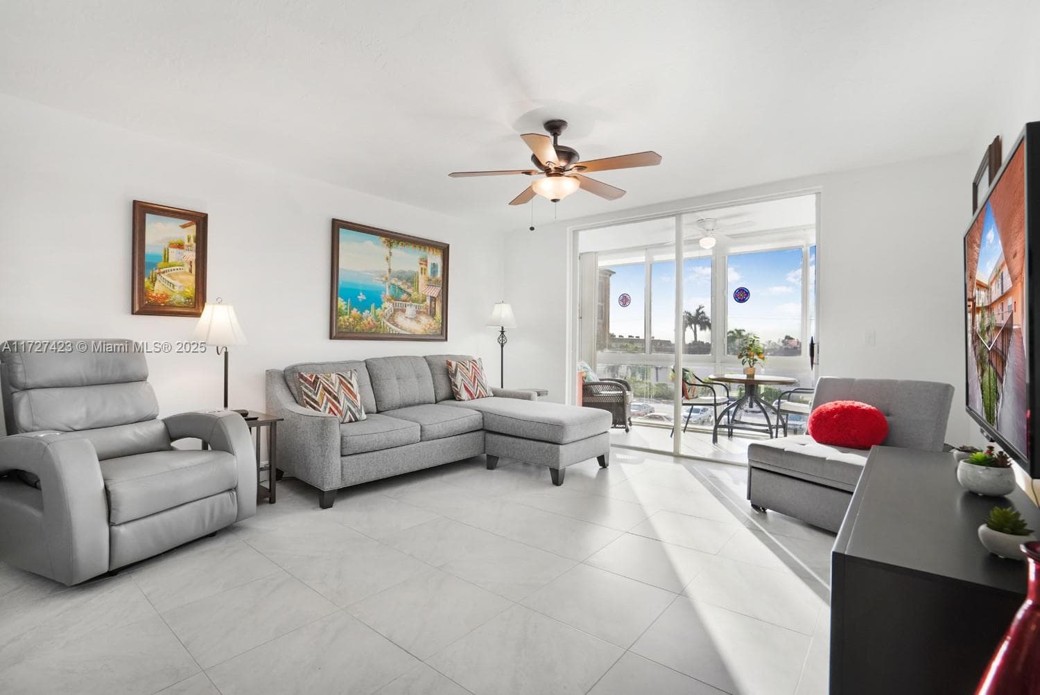 Somerset · #317 in Lauderdale Lakes - Photo 3