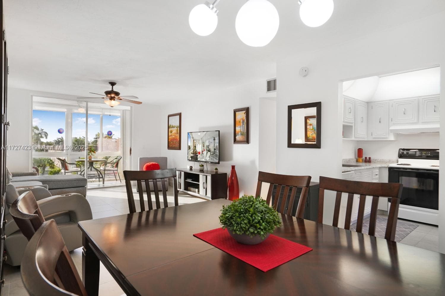 Somerset · #317 in Lauderdale Lakes - Photo 1