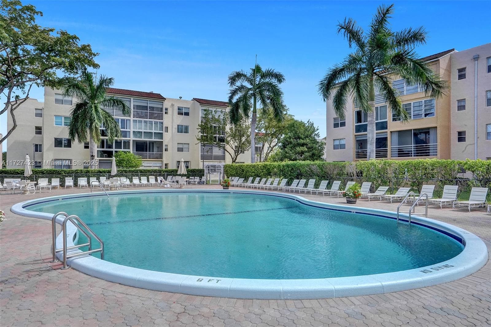 Somerset · #317 in Lauderdale Lakes - Photo 24