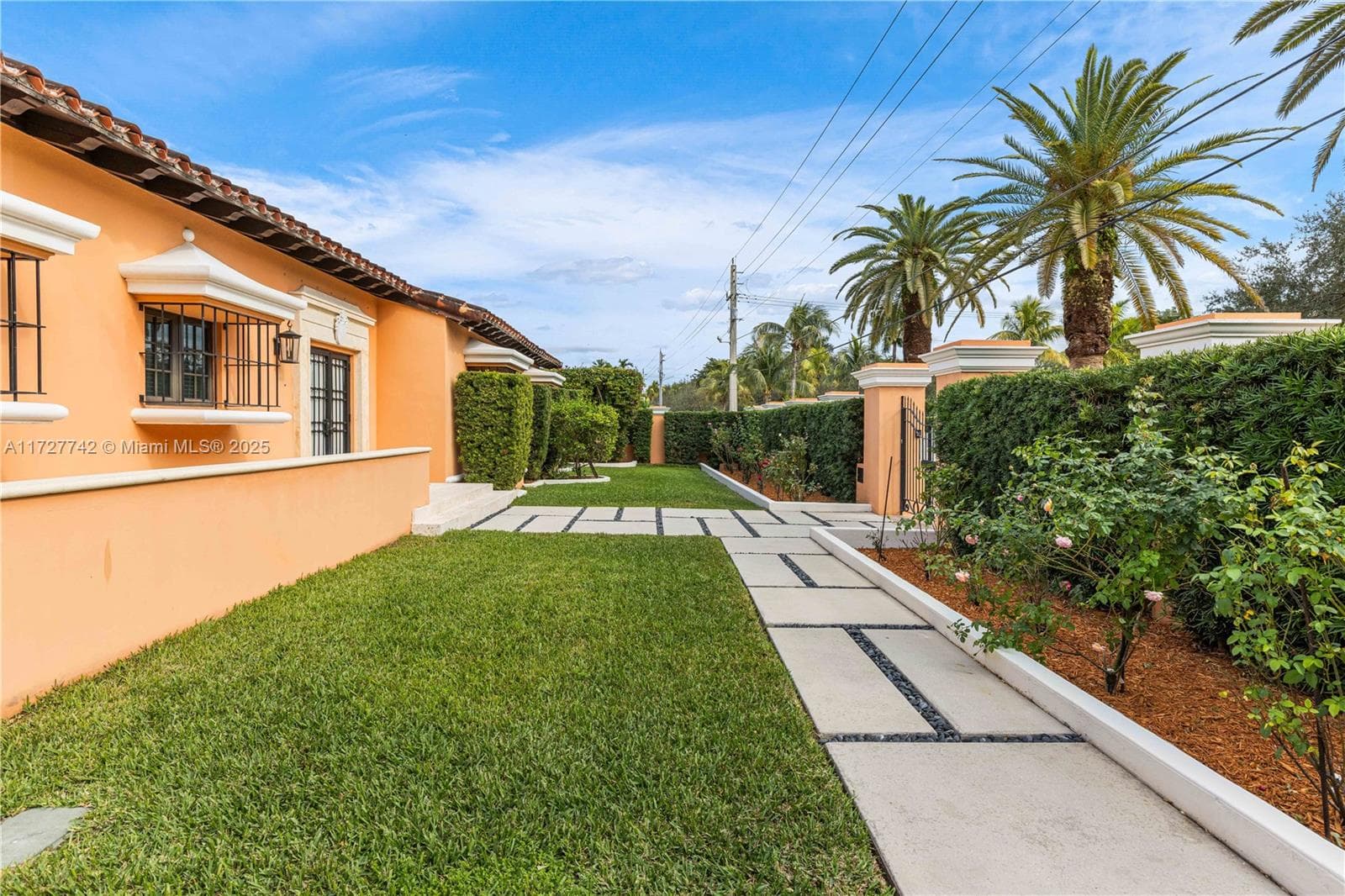 1181 S Alhambra Cir photo 36