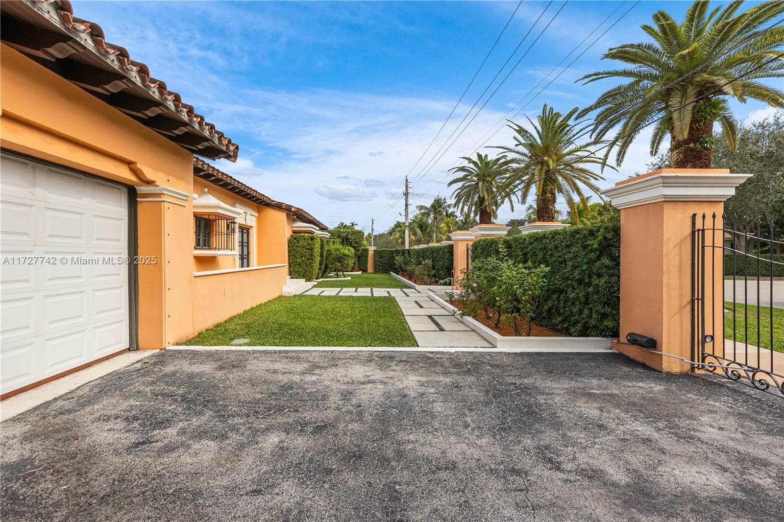 1181 S Alhambra Cir photo 37