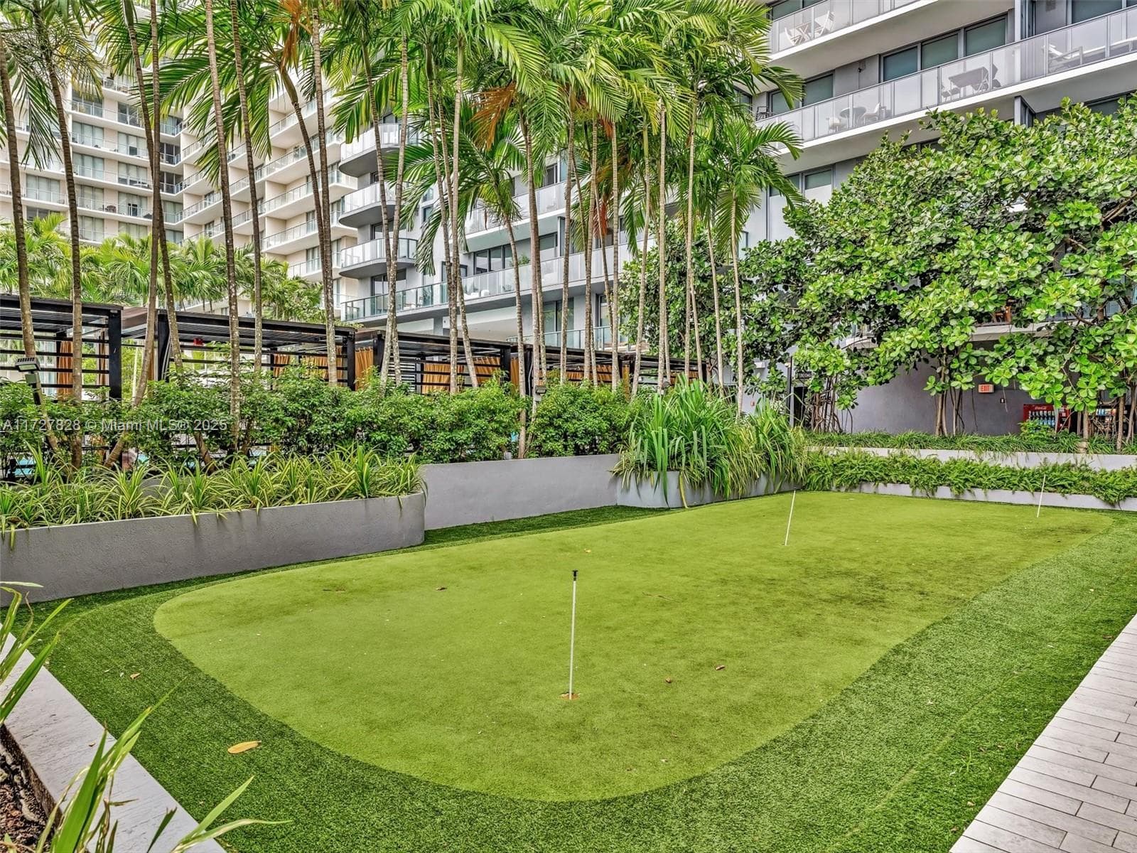 Putting green