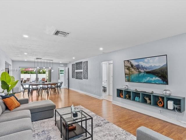 4330 SW 34th Ln photo 10
