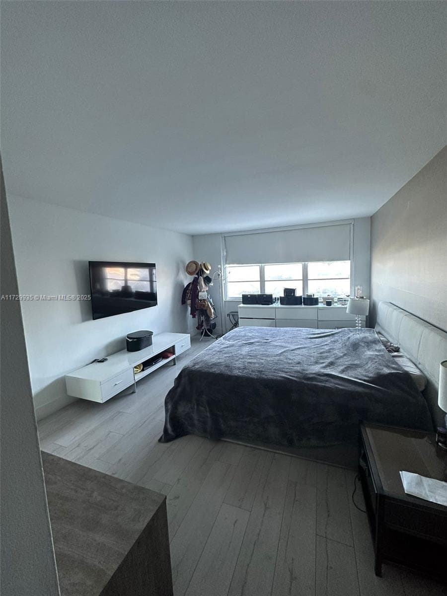 BAYVIEW TOWERS · #A310 in North Miami - Photo 15