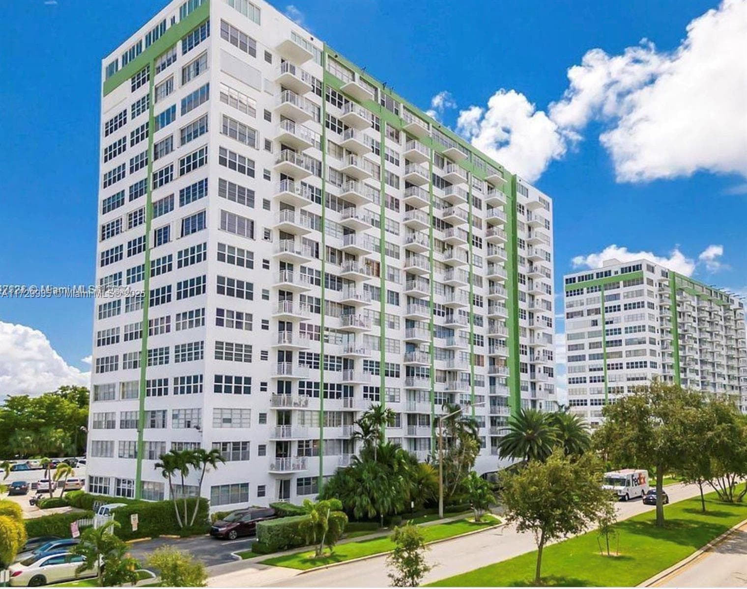 BAYVIEW TOWERS · #A310 in North Miami - Photo 21