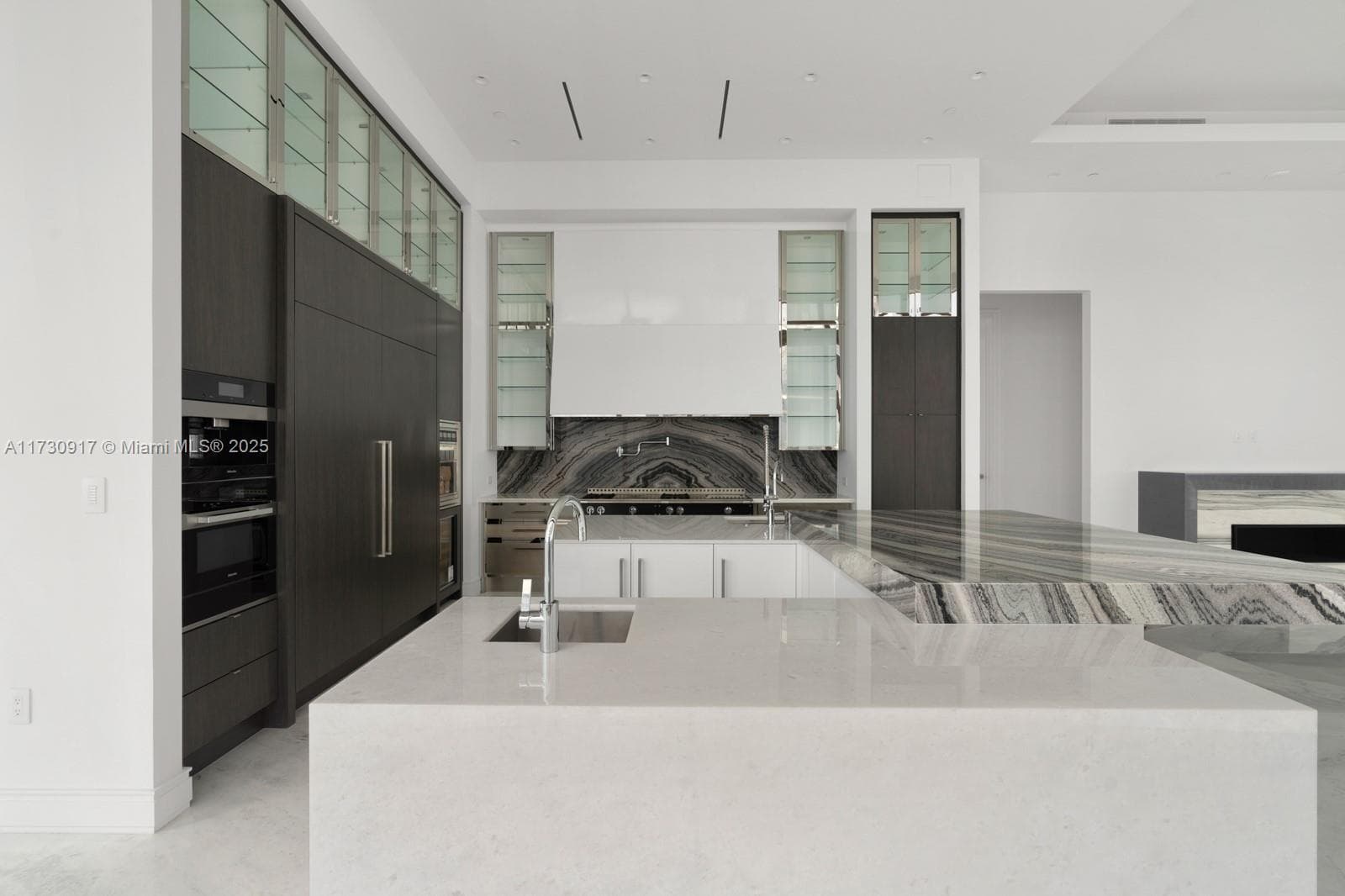 The Estates at Acqualina · #Ph4705 in Sunny Isles Beach - Photo 32