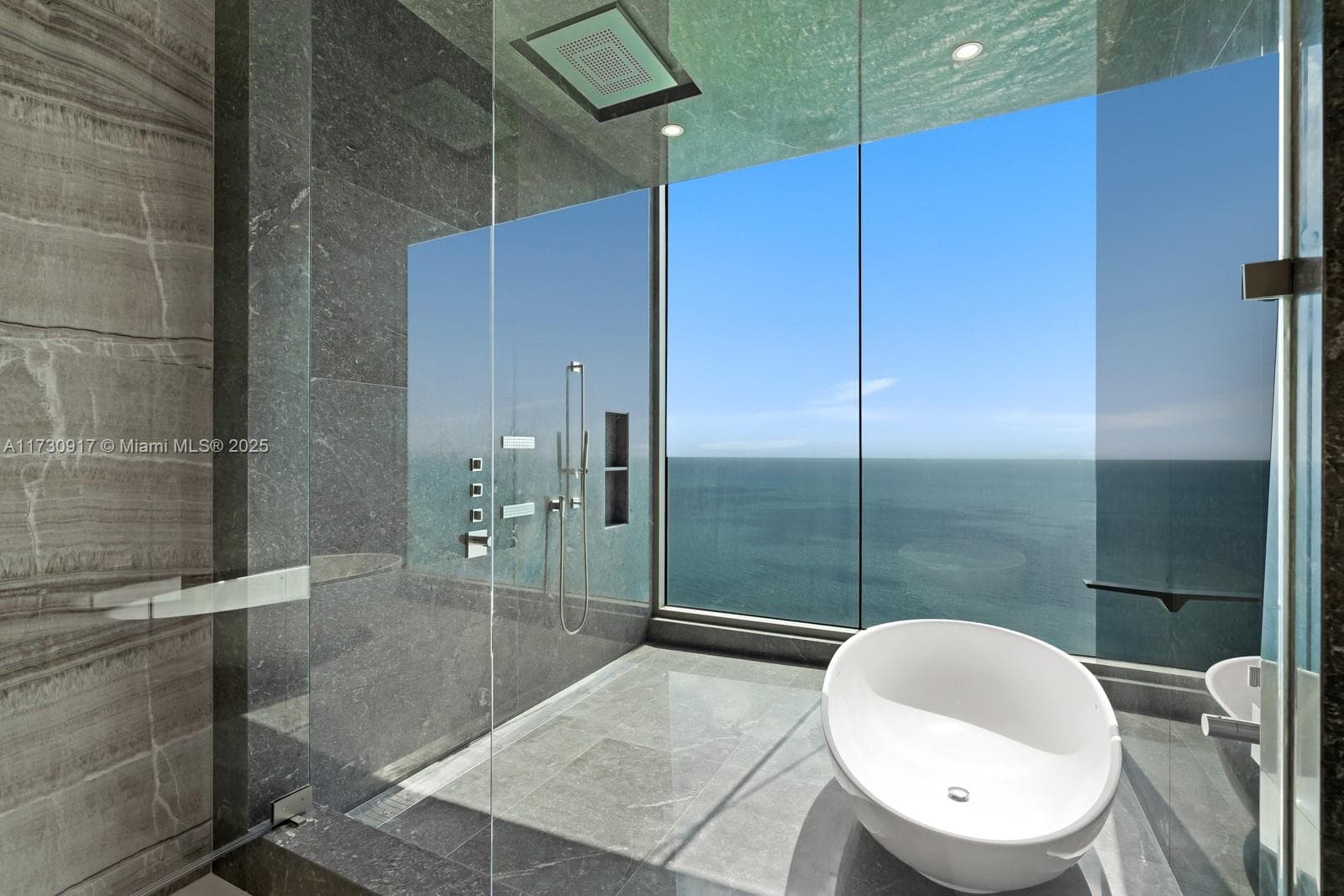 The Estates at Acqualina · #Ph4705 in Sunny Isles Beach - Photo 25