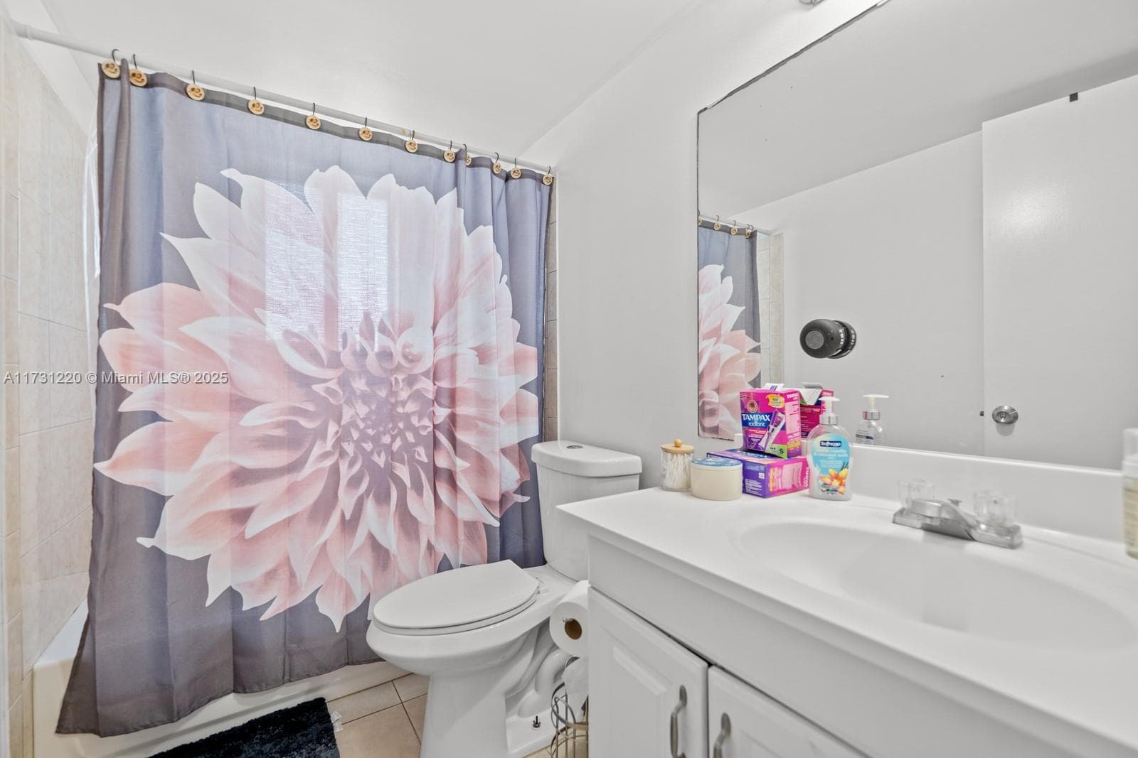 LAKEVIEW · #1122 in Miami - Photo 14